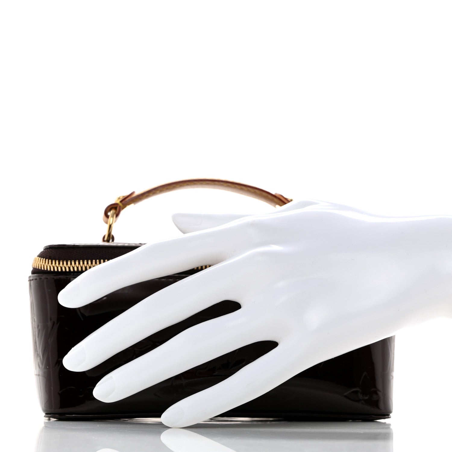 Louis Vuitton Vernis Vanity Jewel Case Amarante 1447575 – FASHIONPHILE