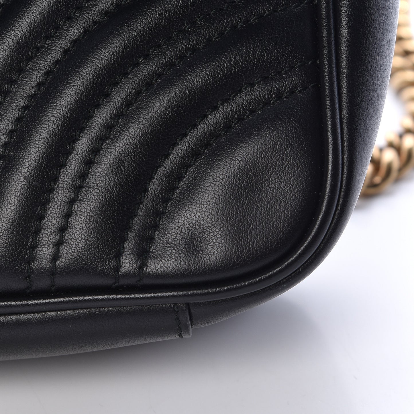 Calfskin Matelasse Small GG Marmont Shoulder Bag Black
