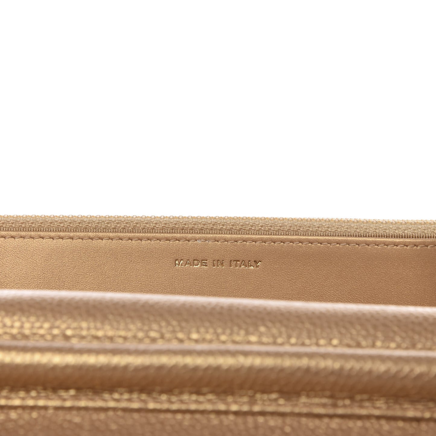 Pearly Caviar Quilted Wallet On Chain WOC Gold