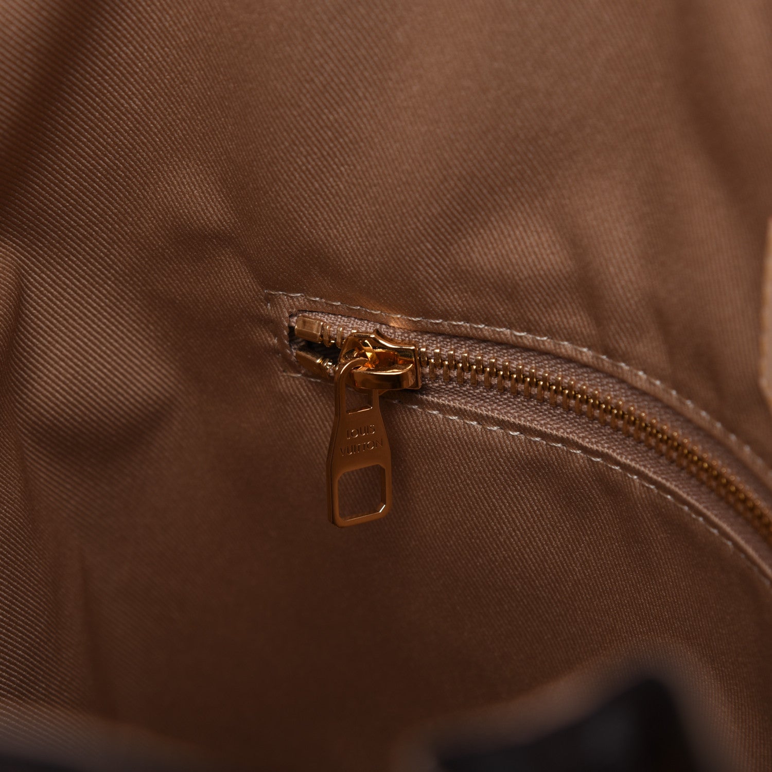 Louis Vuitton Monogram Graceful PM 11 of 13