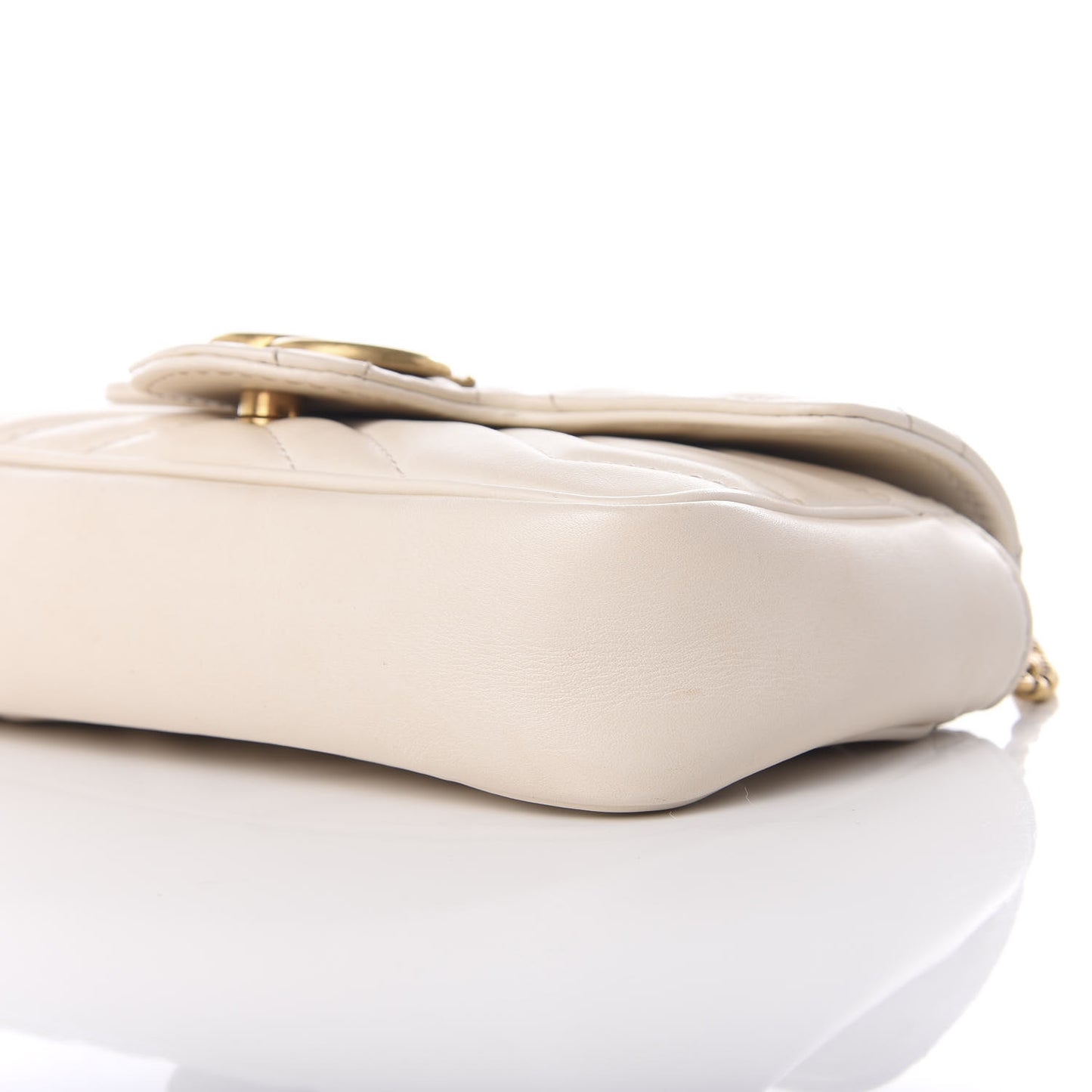 Calfskin Matelasse Super Mini GG Marmont Shoulder Bag White