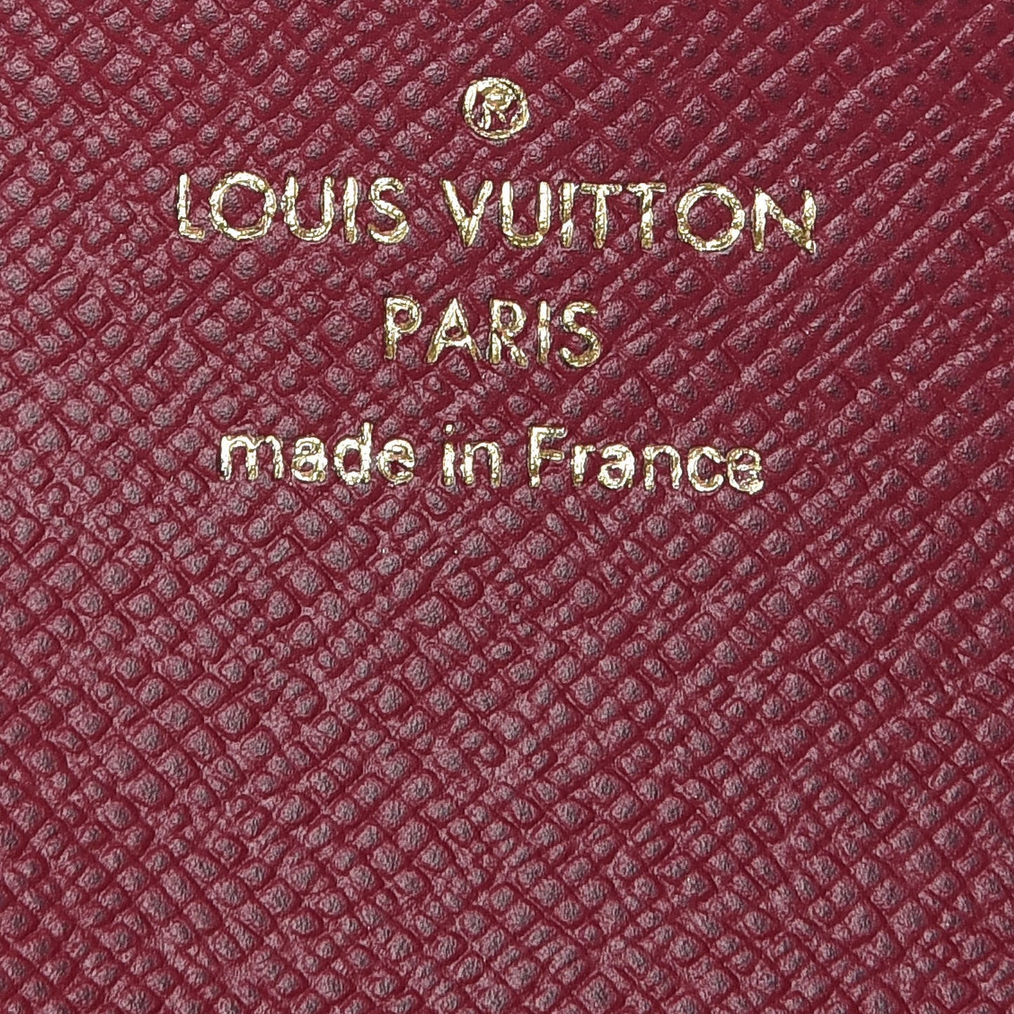 Monogram Sarah Multicartes Fuchsia