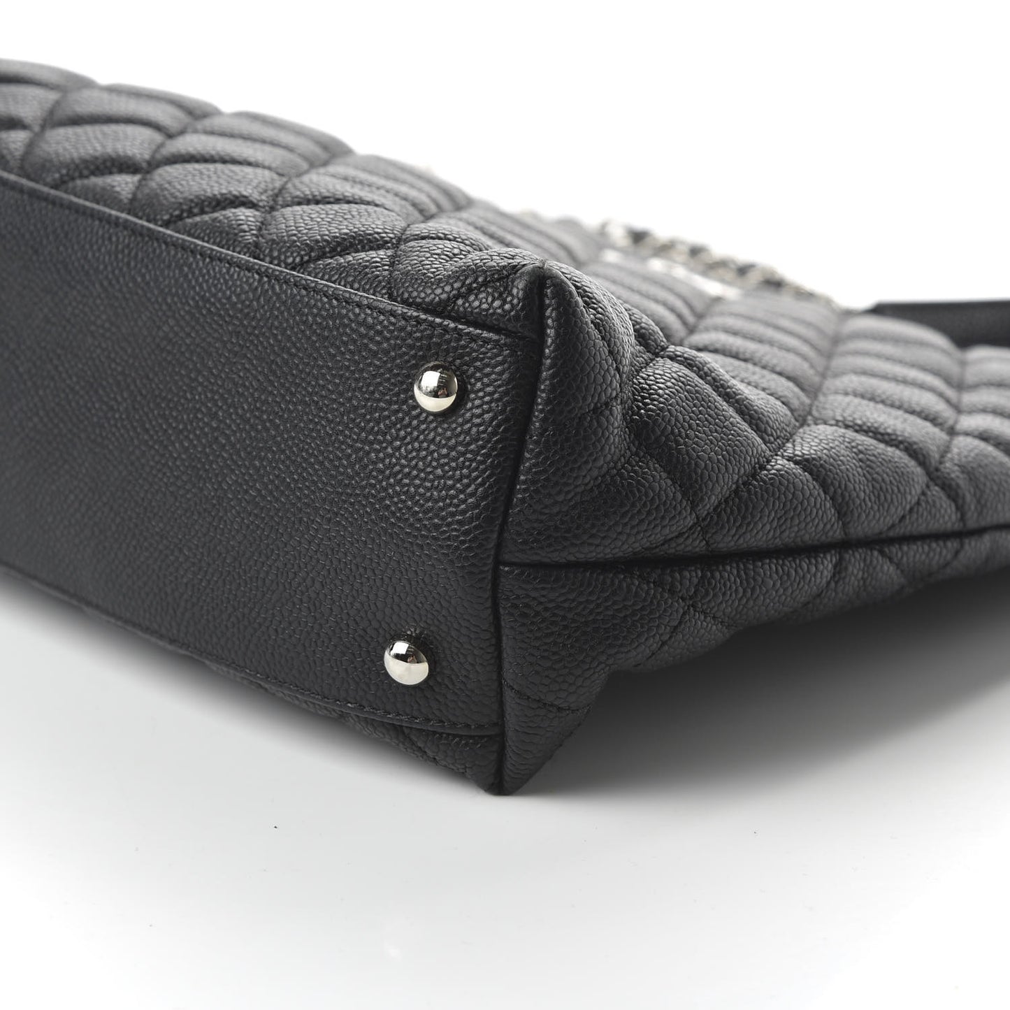 Caviar Quilted Large CC Shopping Tote Black