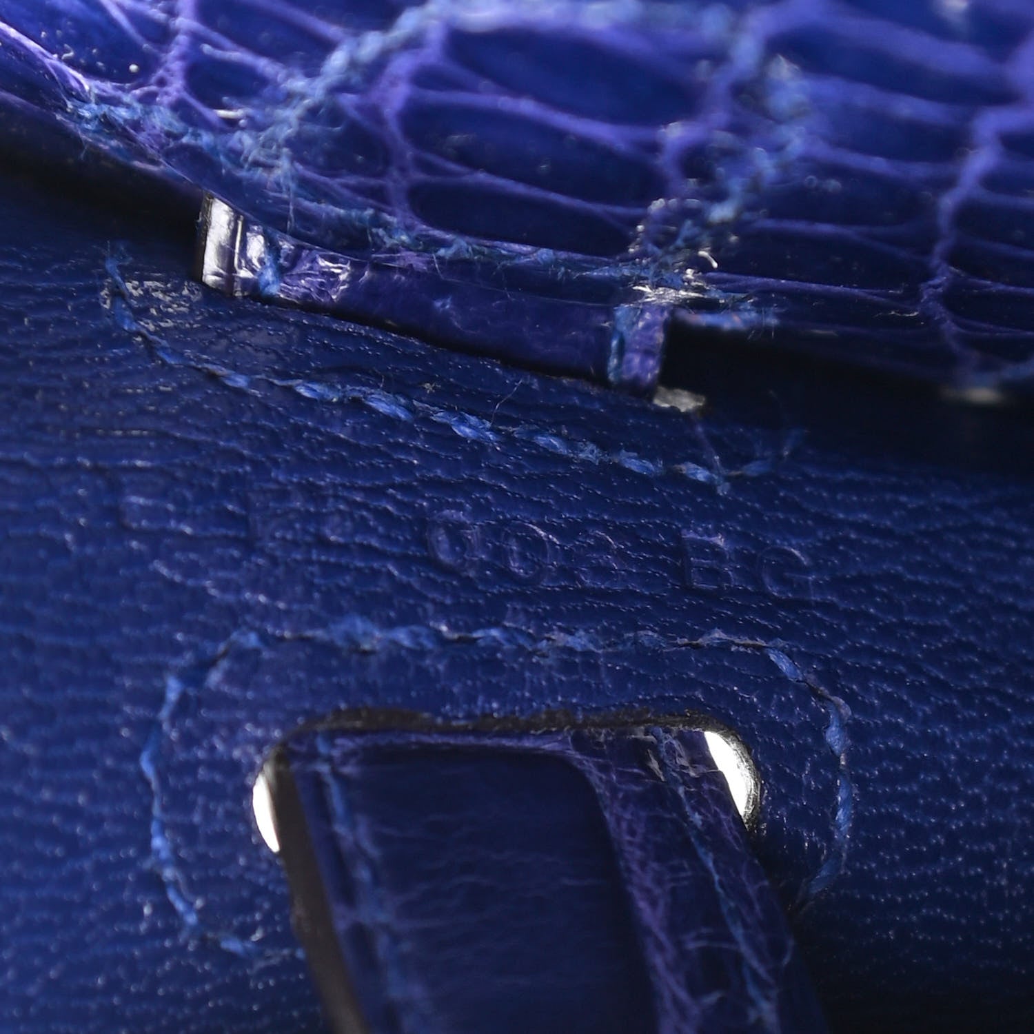 Hermes Shiny Porosus Crocodile Kelly Cut Pochette Bleu Electrique 7 of 7