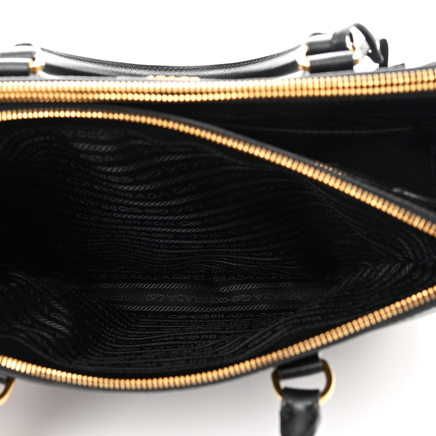 Saffiano Medium Galleria Double Zip Tote Black