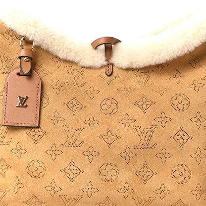 Louis Vuitton Suede Mahina CarryAll PM Beige 9 of 11