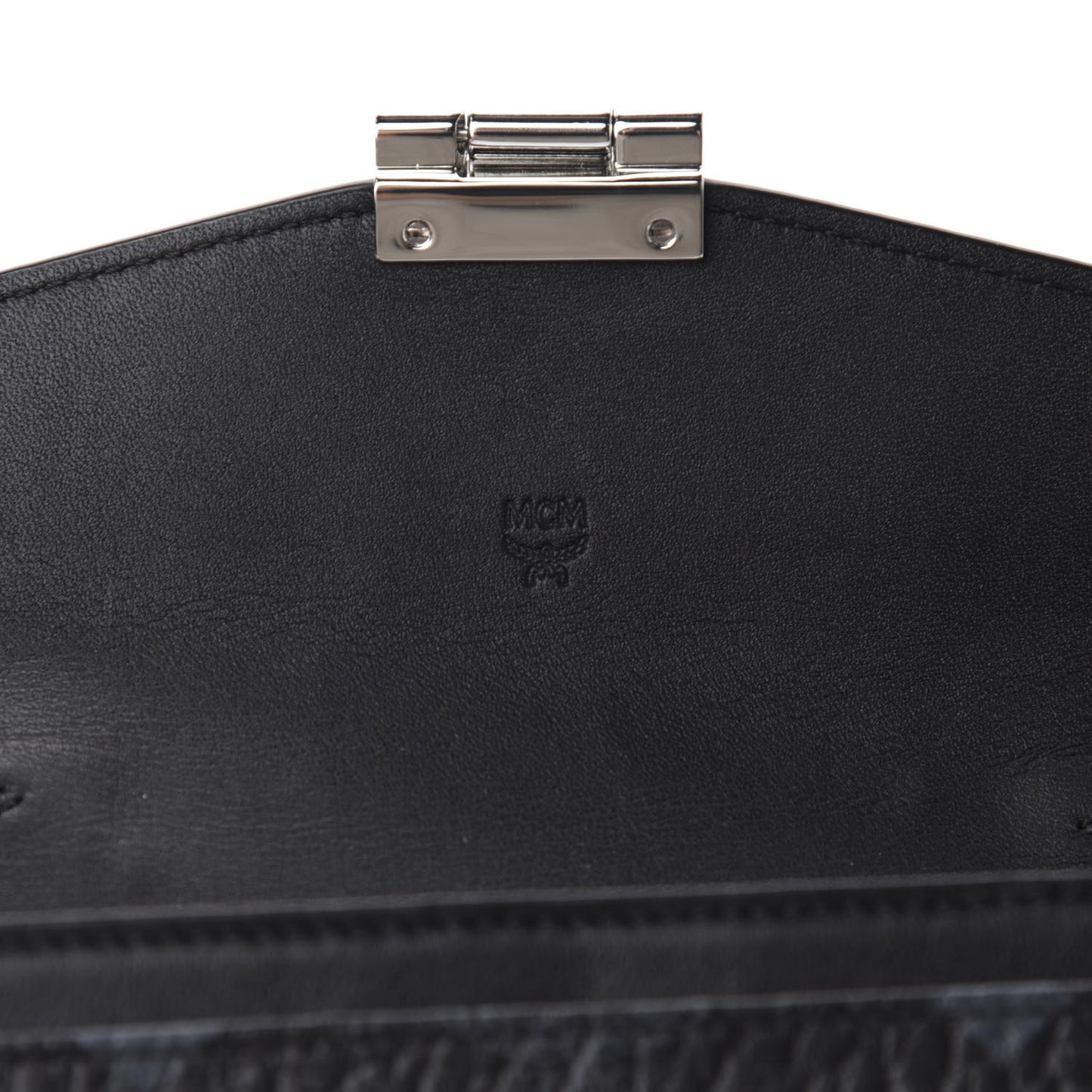 Visetos Large Patricia Wallet On Chain Black