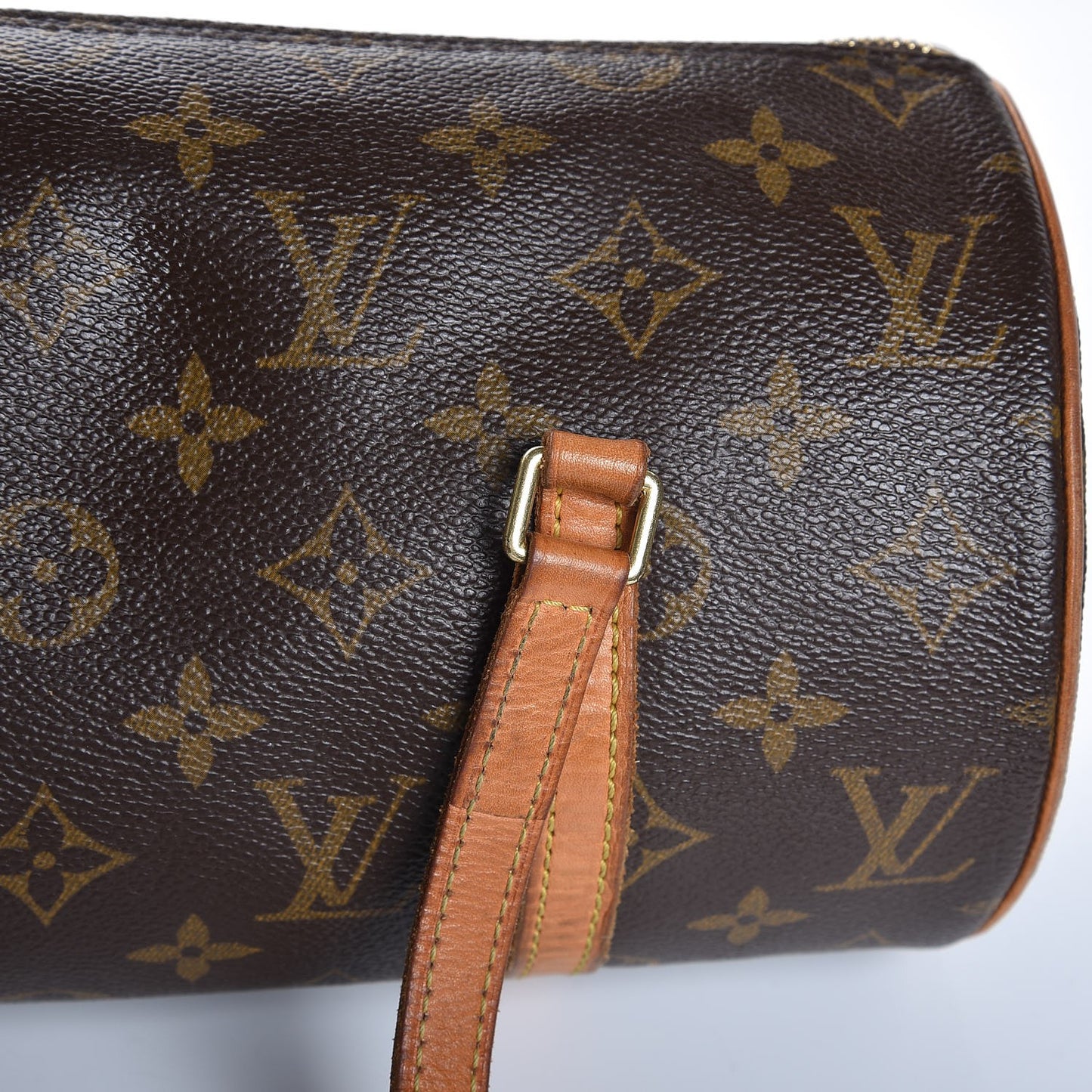 Monogram Papillon 26