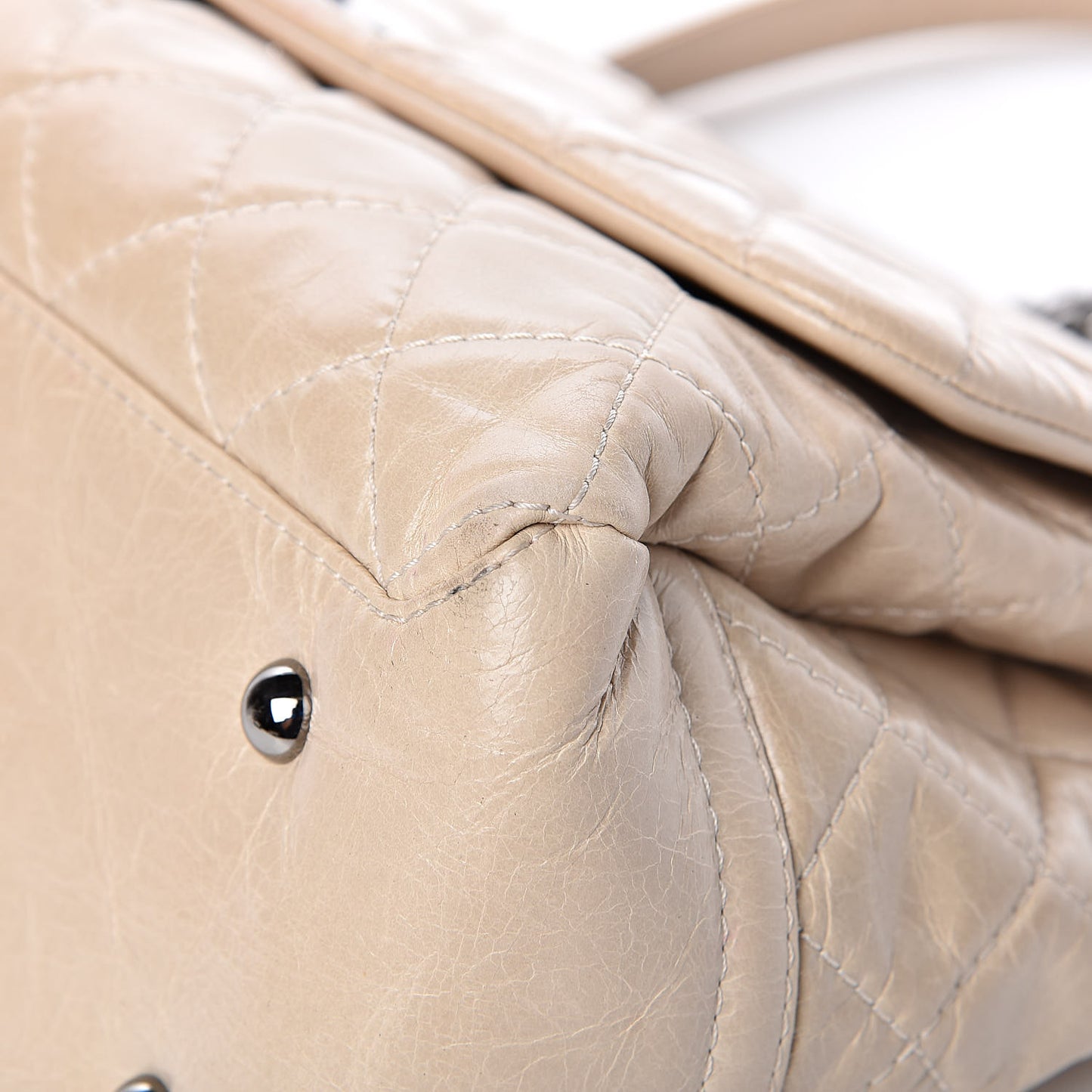 Glazed Calfskin Quilted Medium Lady Pearly Flap Light Beige