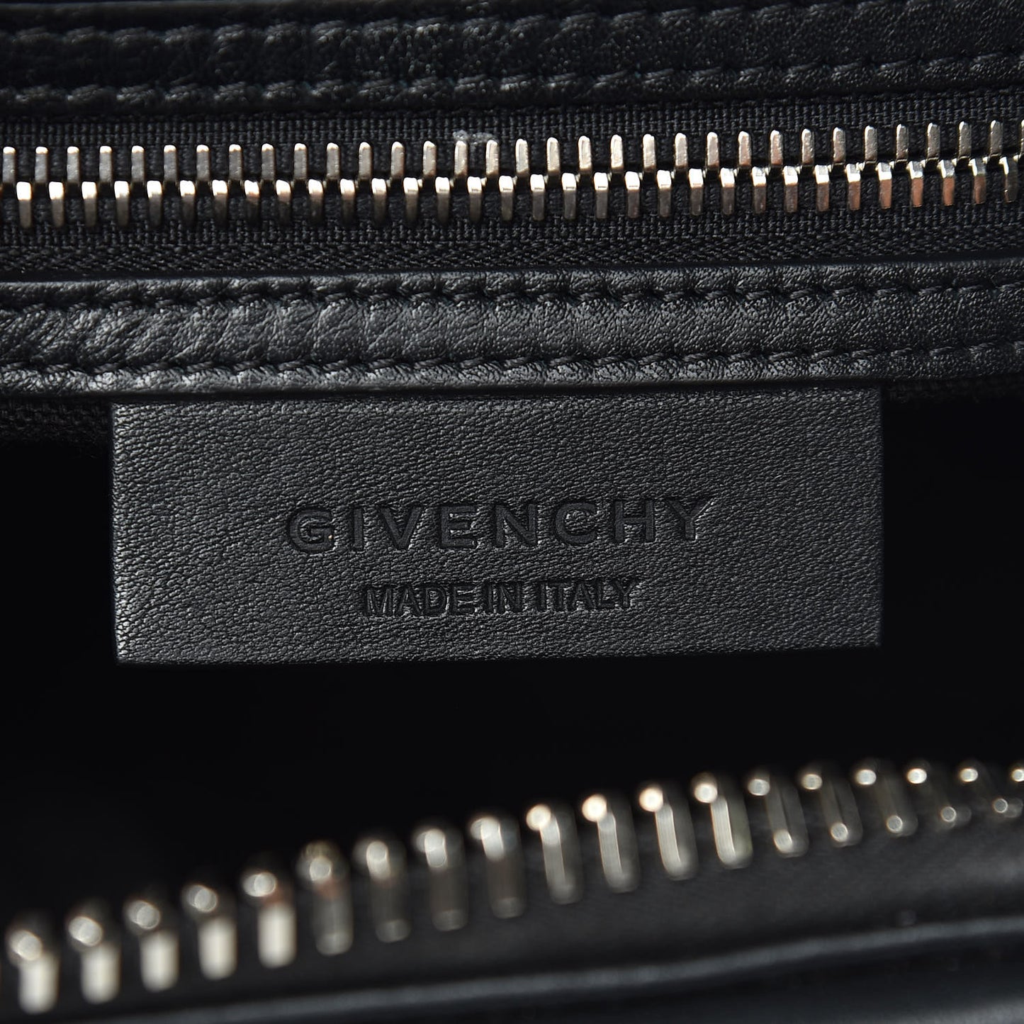 Calfskin Chain Detail Mini Antigona Black