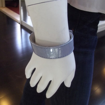Louis Vuitton Vernis VIP Snap Bracelet Lavender 2 of 5