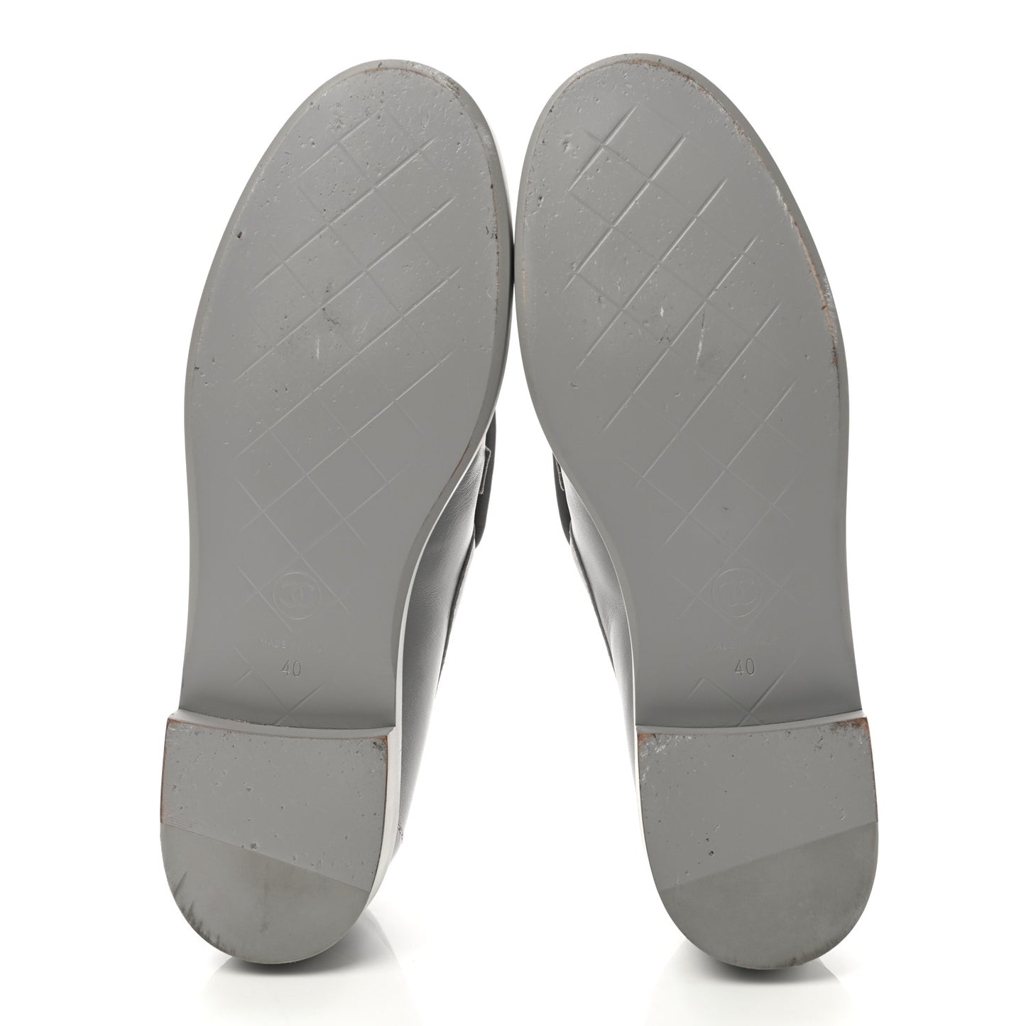 Lambskin Quilted CC Turnlock Loafers 40 Grey