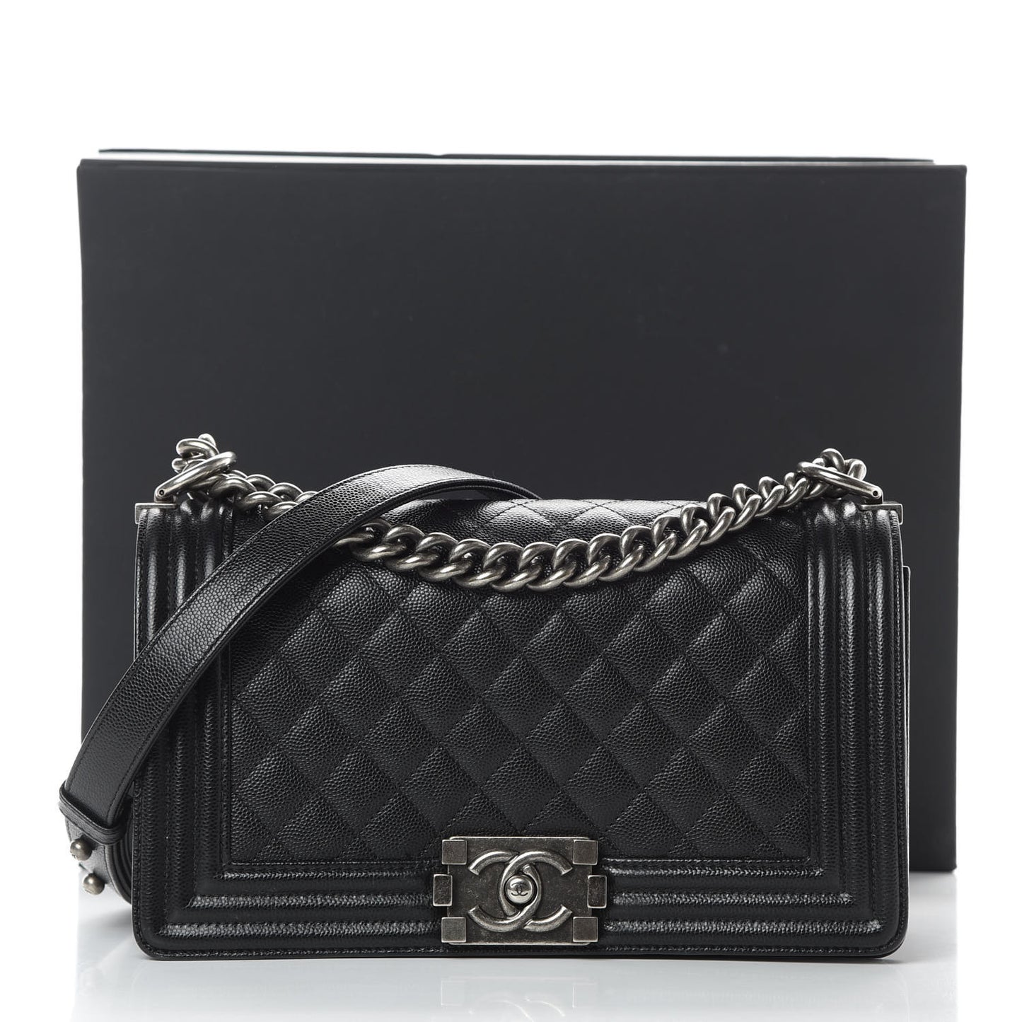 Caviar Quilted Medium Boy Flap Black