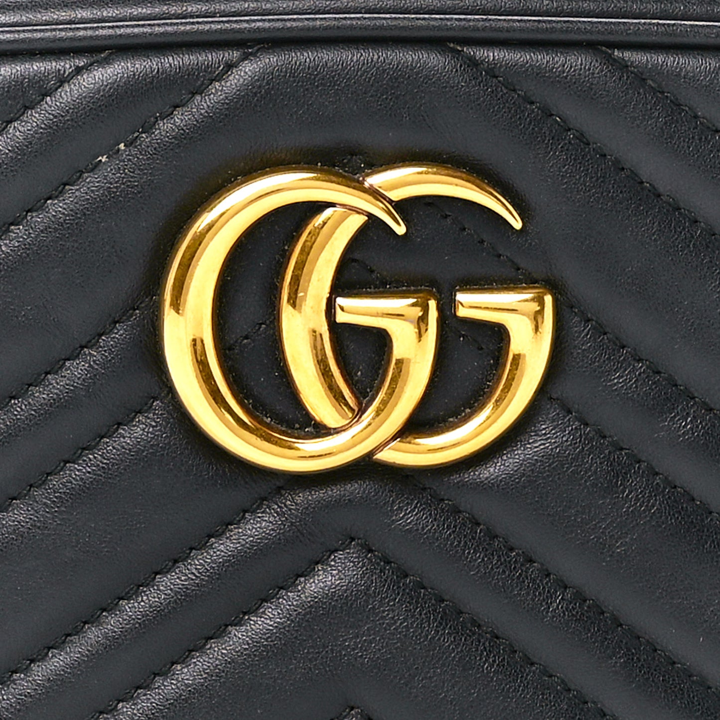 Calfskin Matelasse Small GG Marmont Chain Shoulder Bag Black