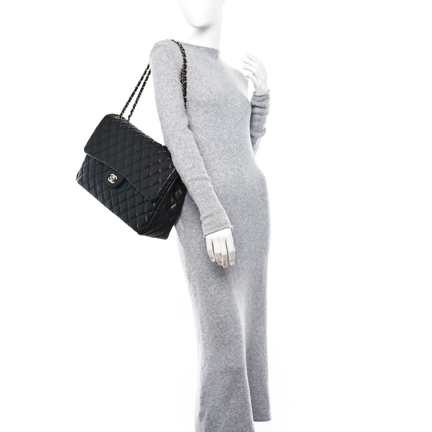 Caviar Quilted XXL Travel Flap Bag Black