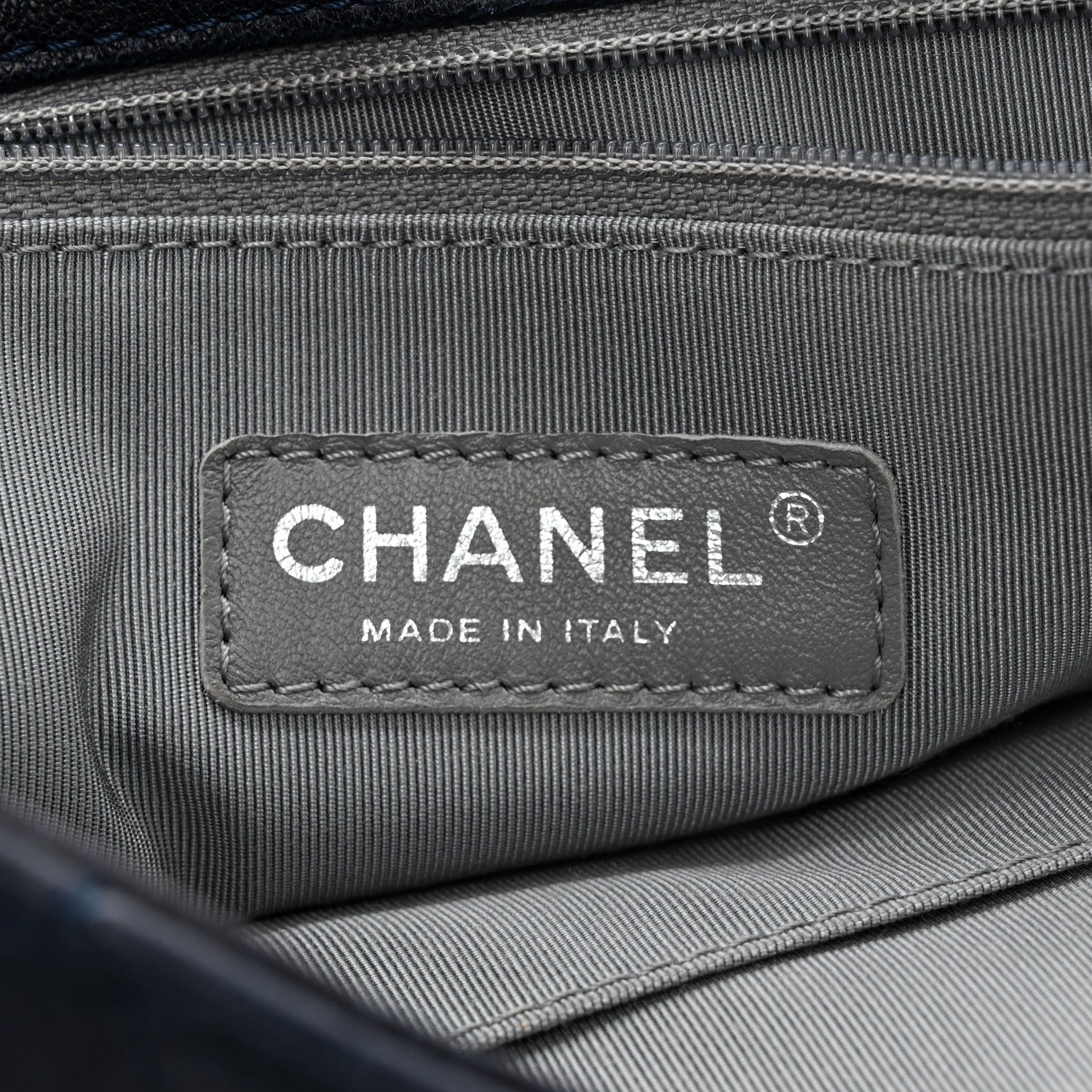 Chanel Washed Lambskin Quilted Maxi Chain Around Flap Black 6 of 10