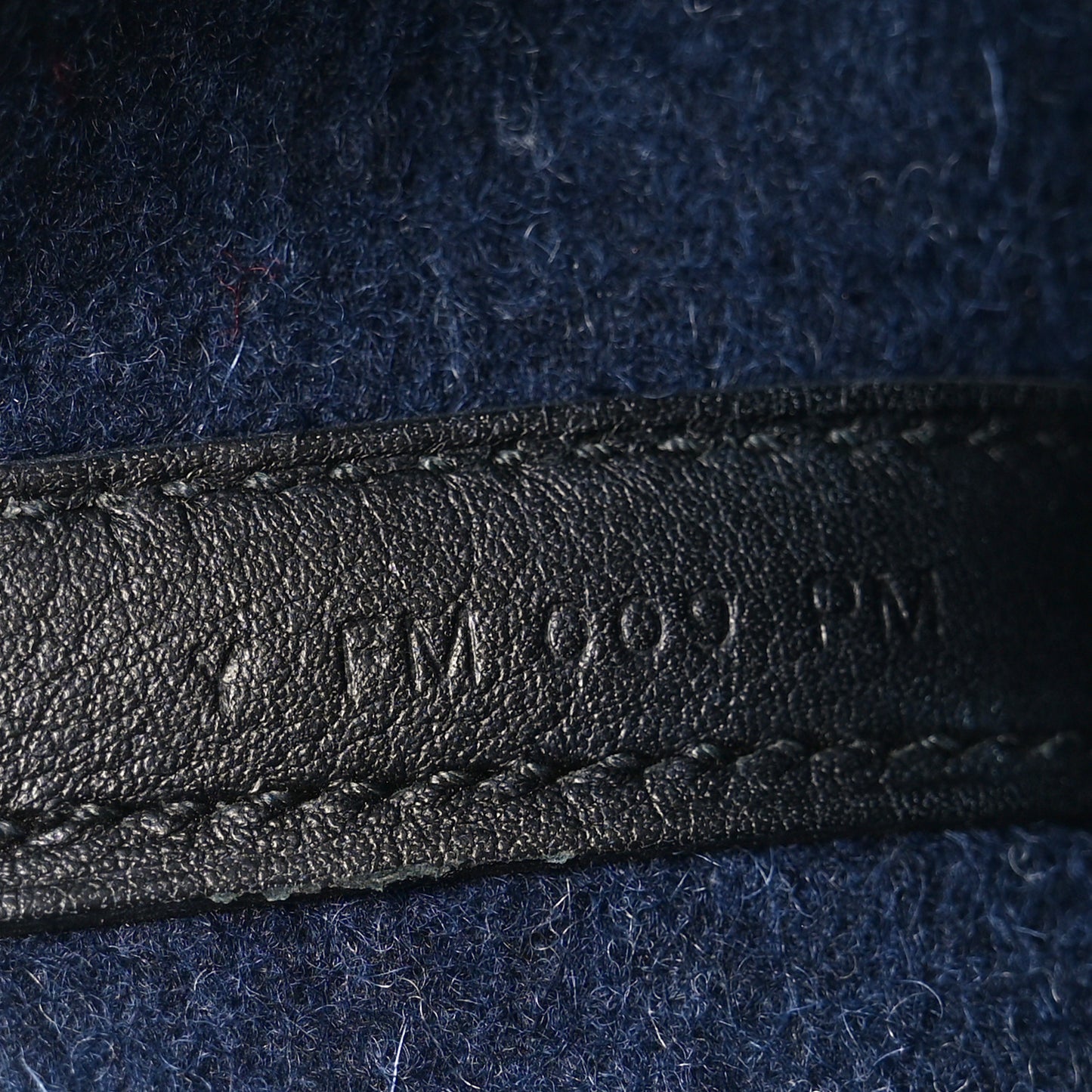 Feutre Swift Picotin Lock 18 PM  Bleu Nuit Black