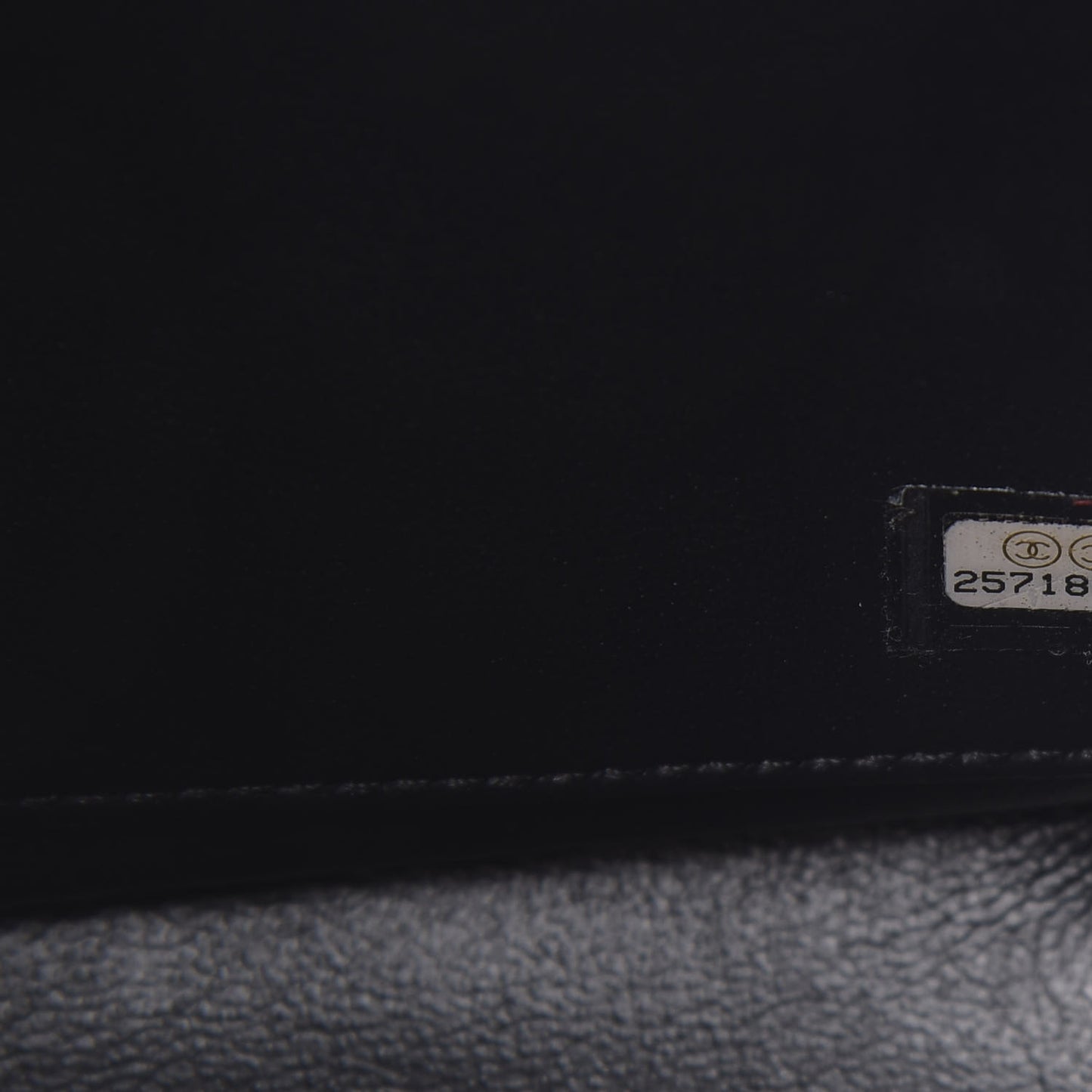 Caviar Quilted Medium Business Affinity Flap Black