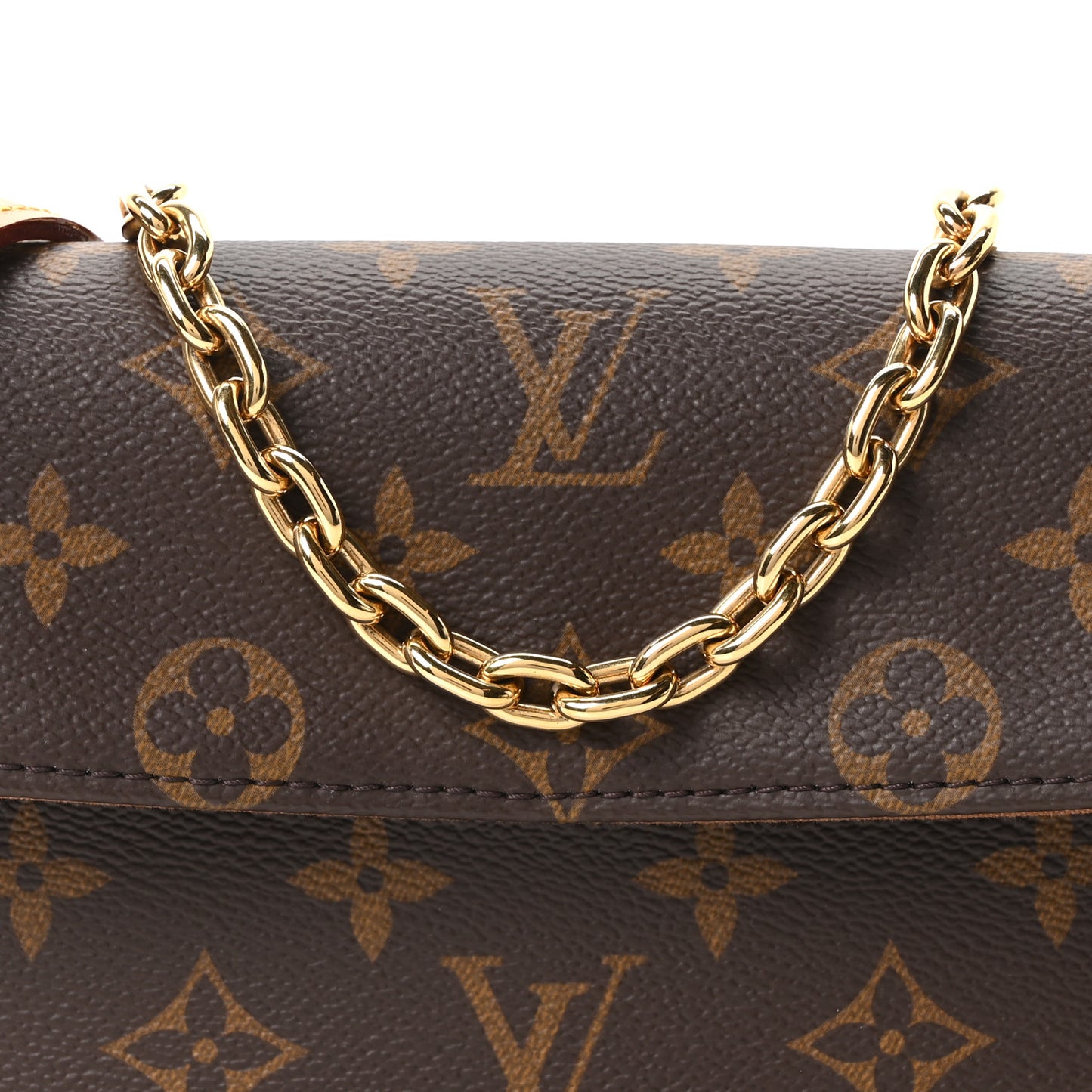 Monogram Ivy Wallet On Chain