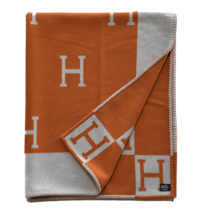 Hermes Wool Cashmere Signature Classic Avalon Blanket Ecru Potiron 3 of 4
