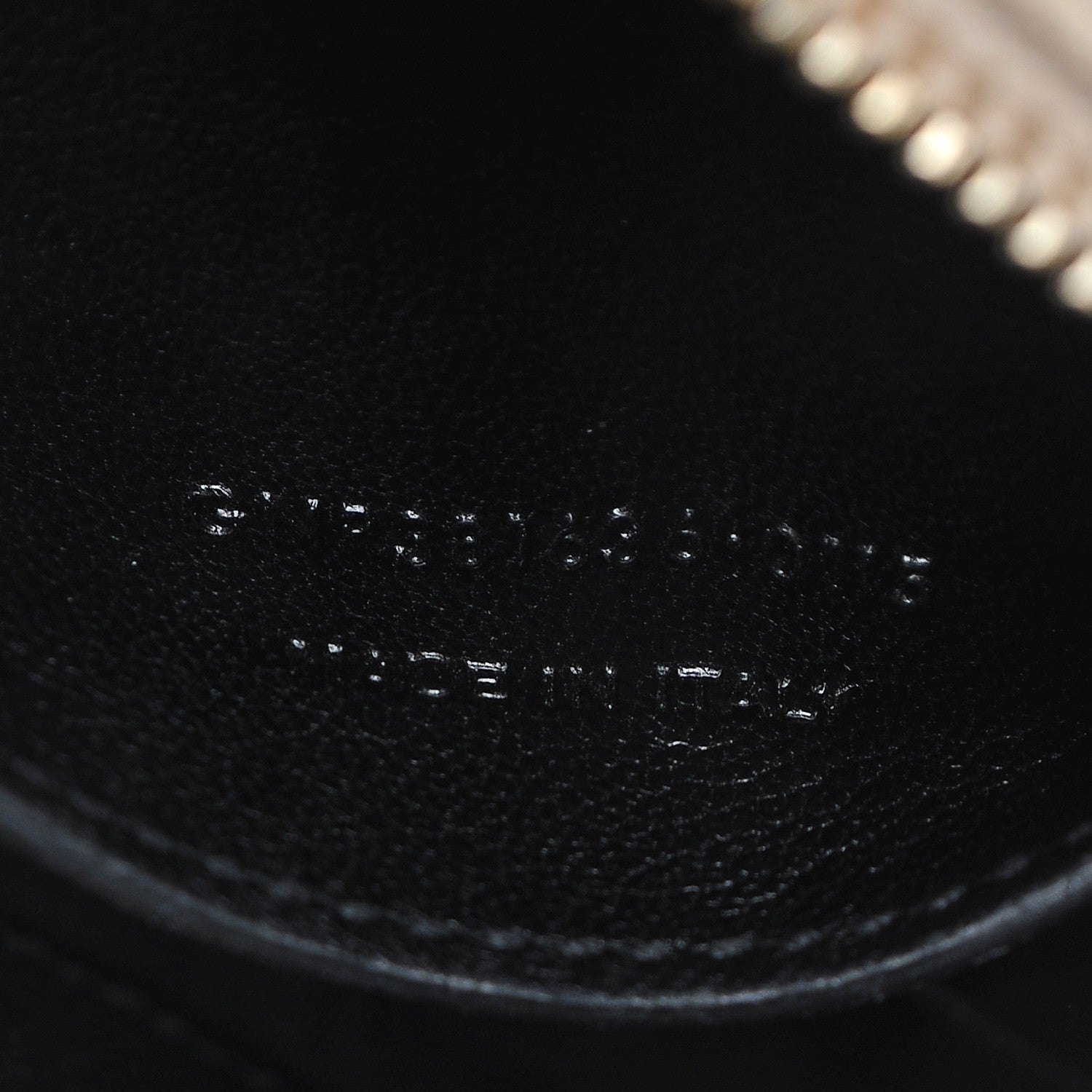 Saint Laurent Grain De Poudre Small Classic Monogram Camera Bag Powder 8 of 8