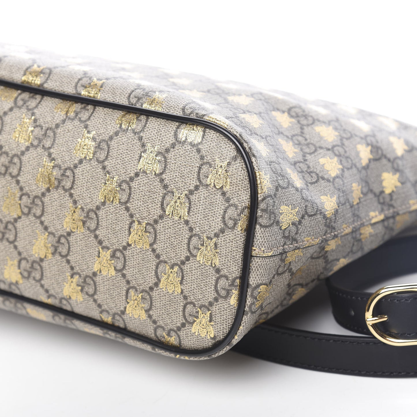 Soft GG Supreme Monogram Bees Small Crossbody Tote Beige Oro Black
