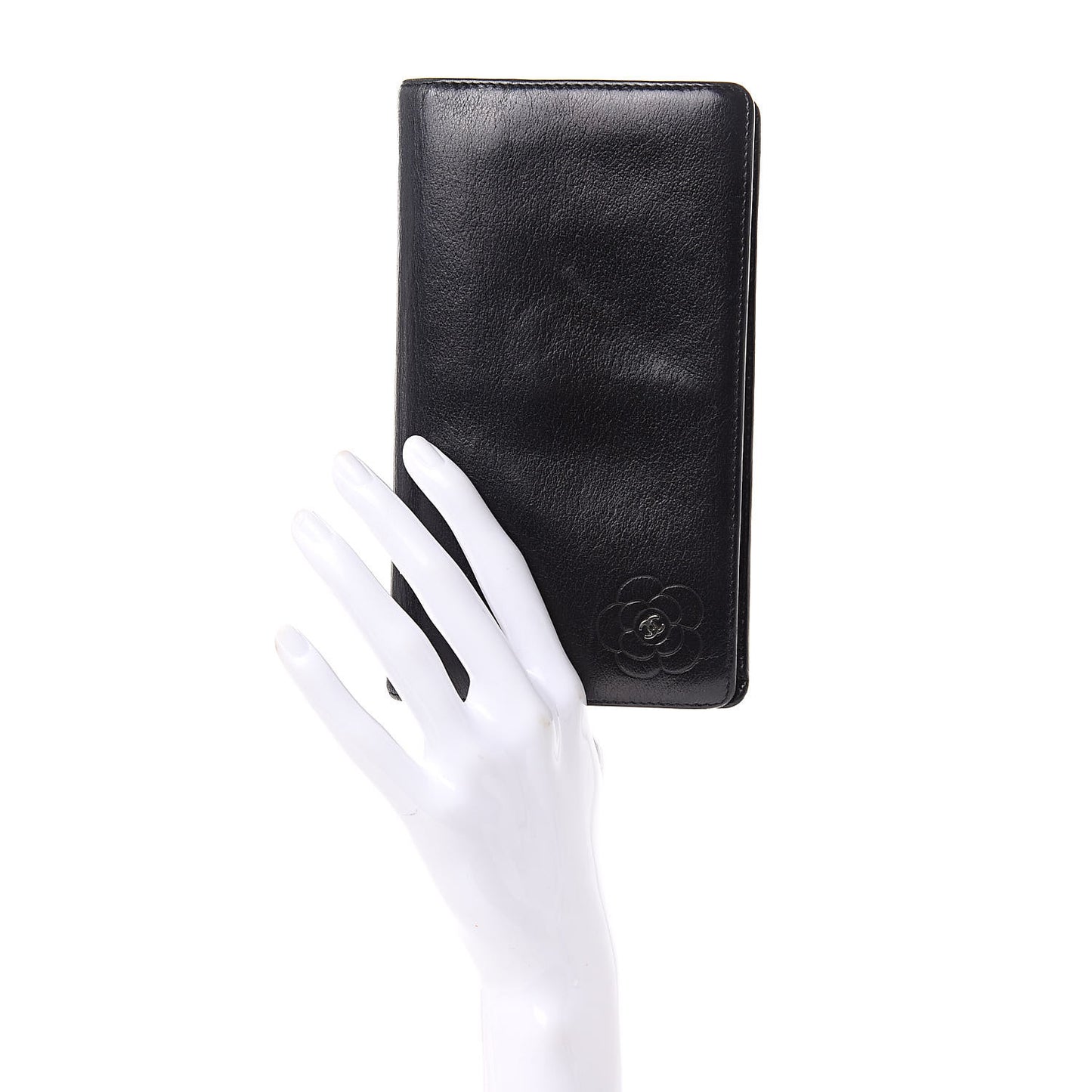 Goatskin Camellia Embossed Yen Wallet Black