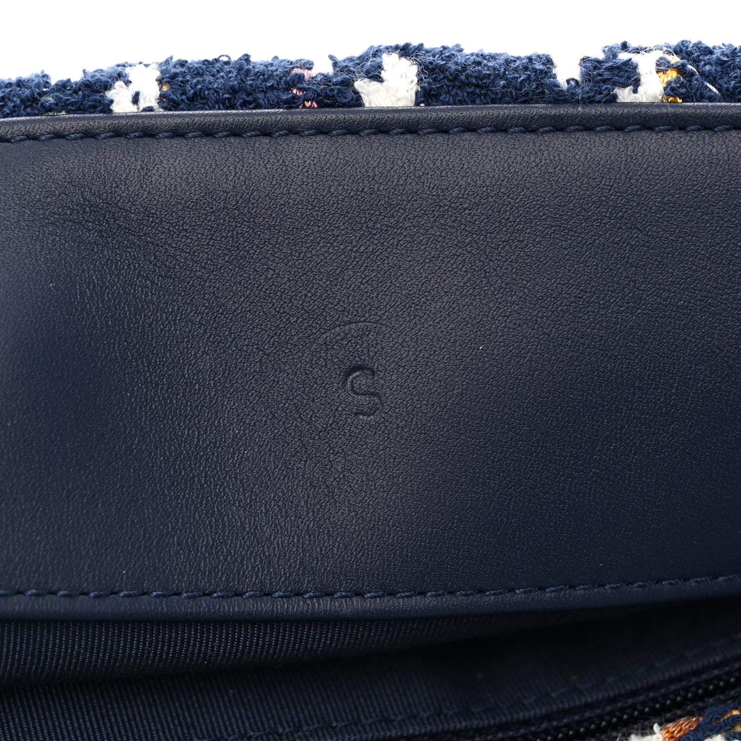 Tweed Quilted Maxi Chanel 19 Flap Ecru Navy Blue Multicolor