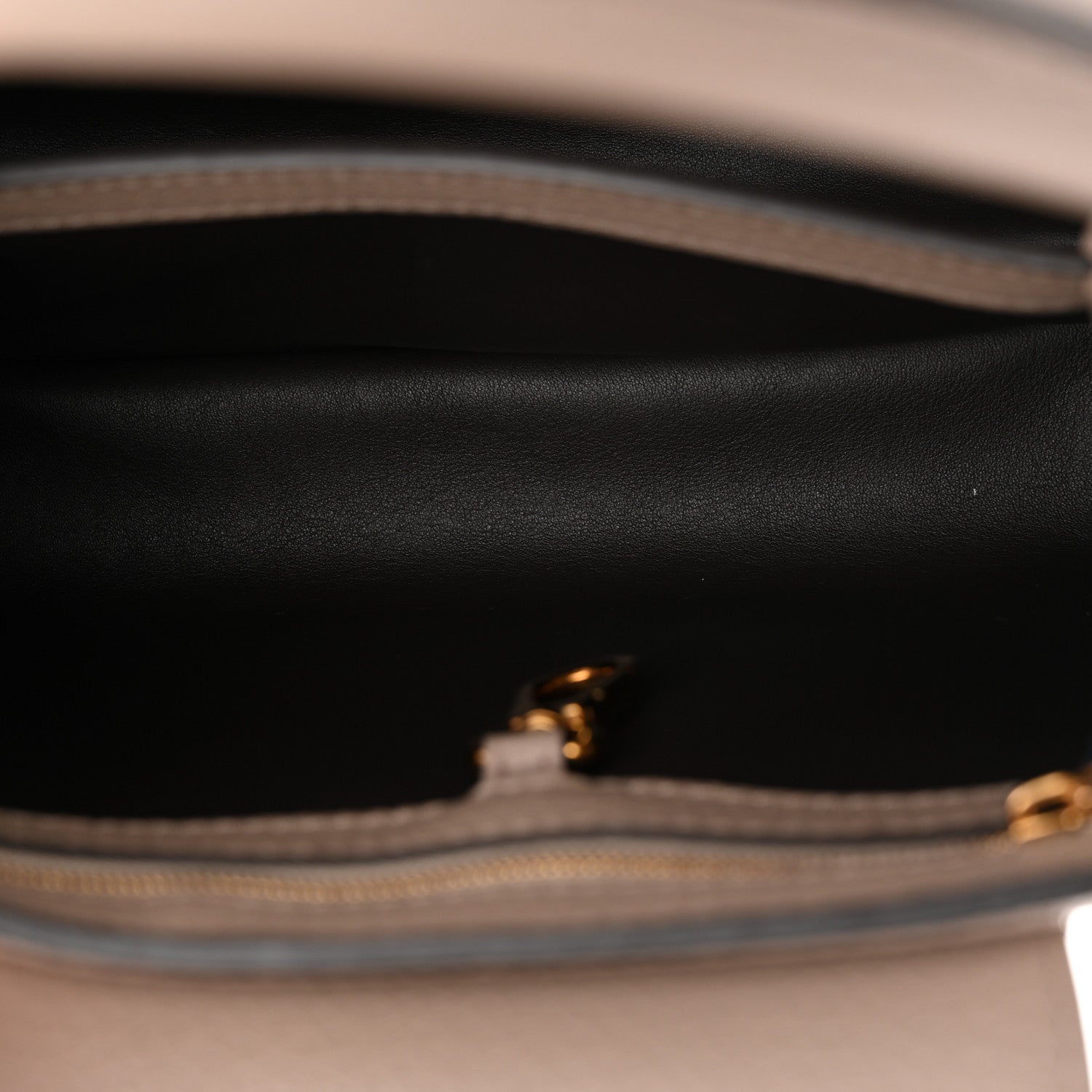 Louis Vuitton Taurillon Capucines BB Galet 6 of 10