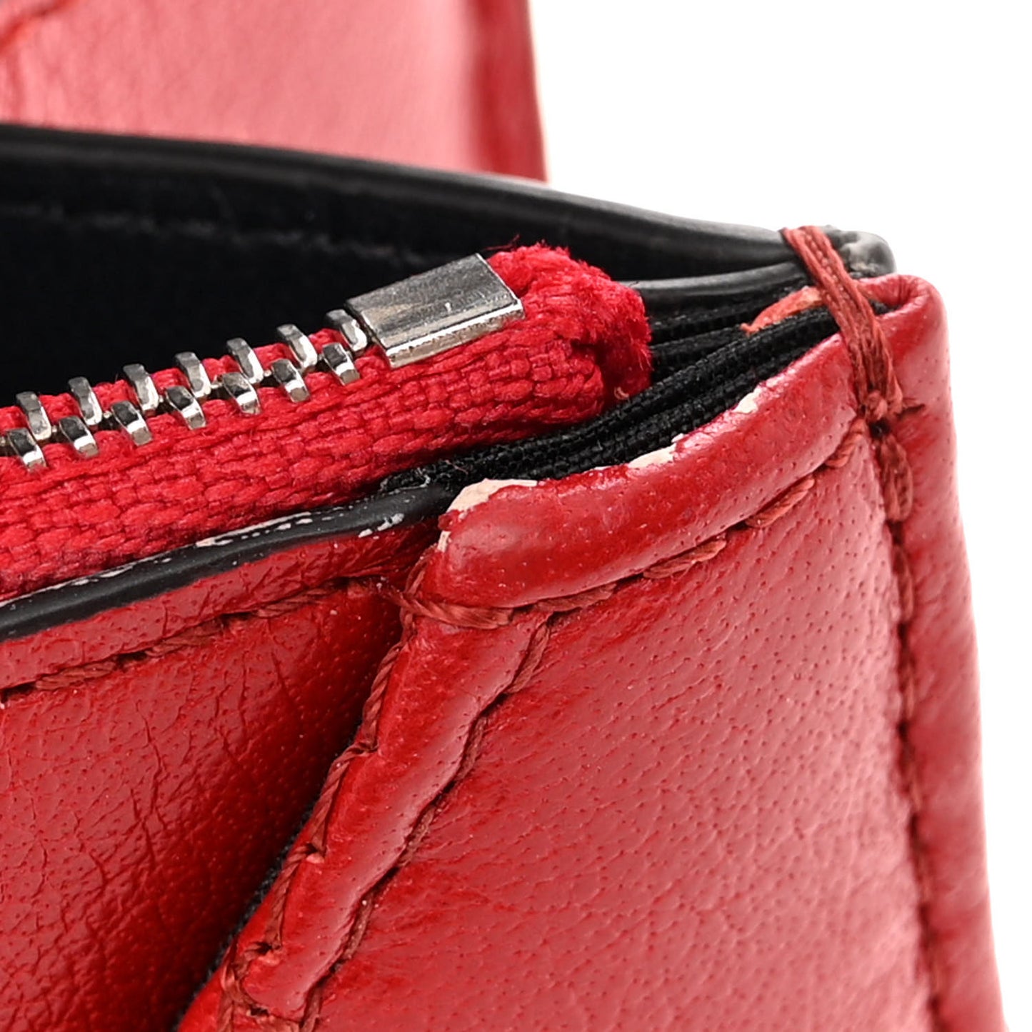 Shiny Buffalo Quilted Darley Shoulder Bag Red