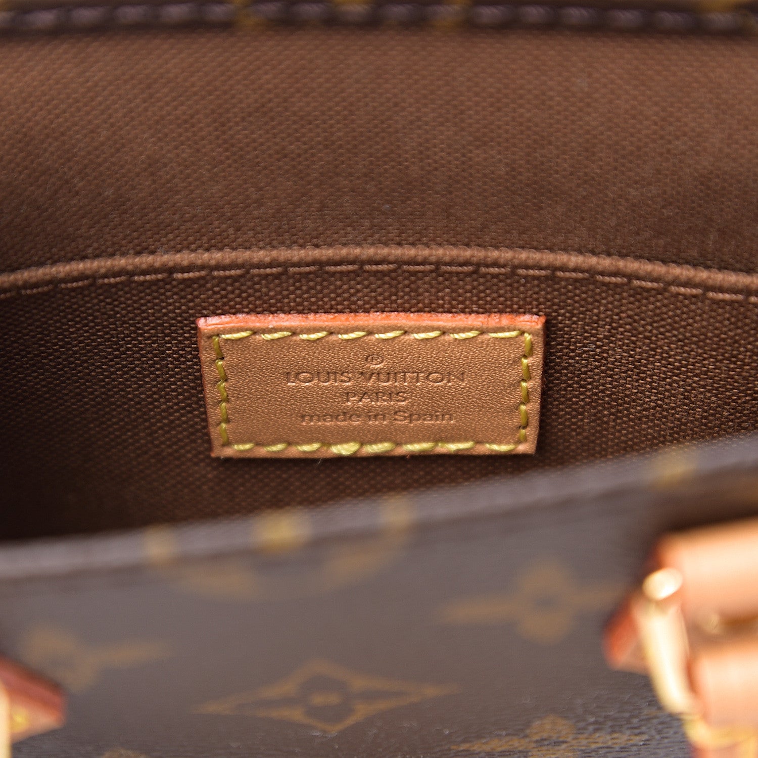 Louis Vuitton Monogram Petit Sac Plat 5 of 9