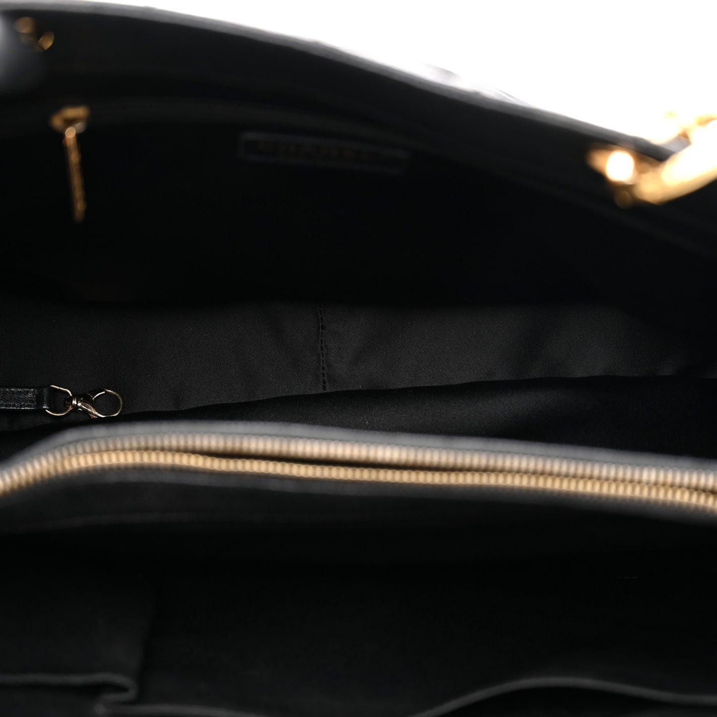 Caviar Quilted XL Grand Shopping Tote GST Black