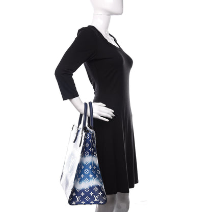 Louis Vuitton Monogram Escale Onthego GM Blue 3 of 11