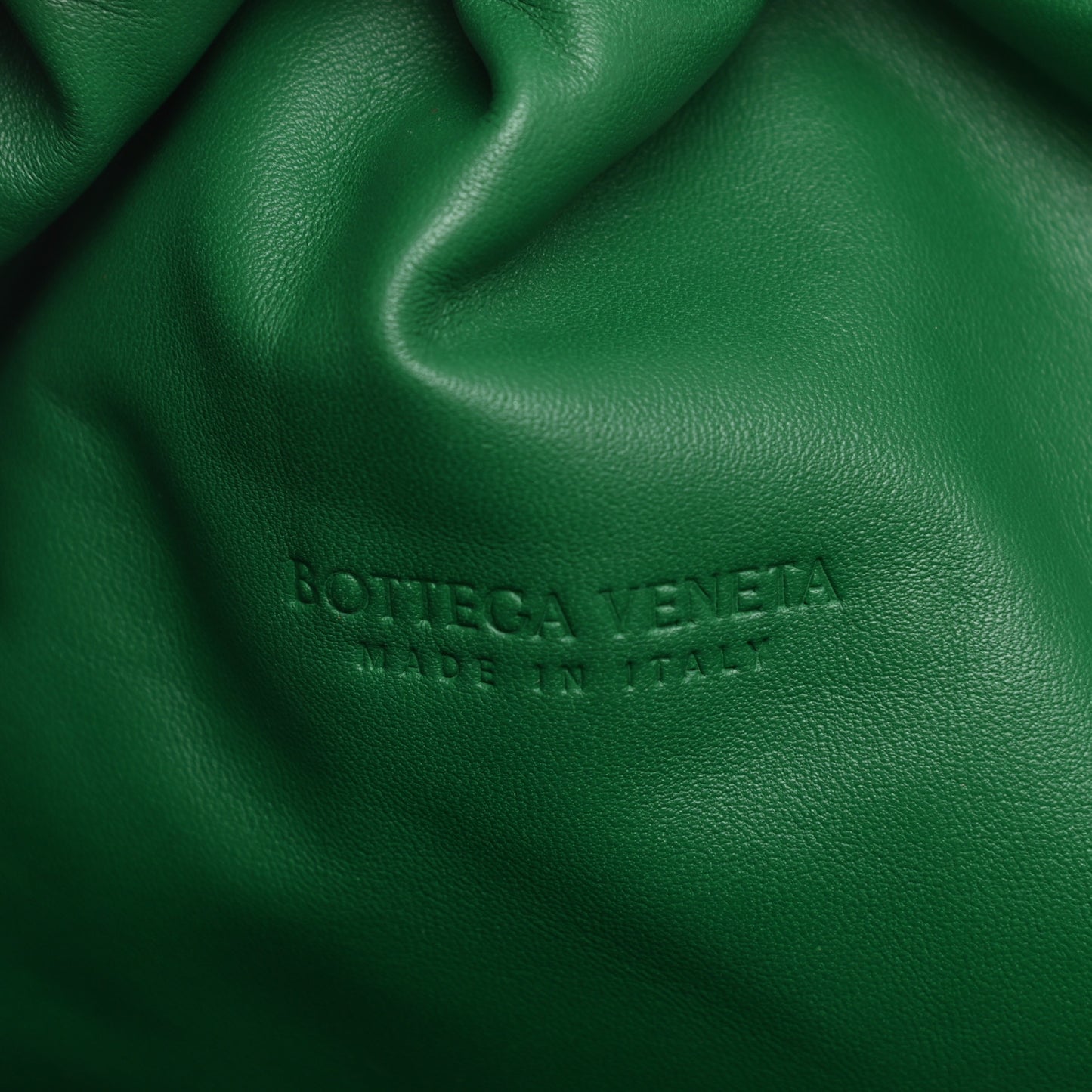 Nappa Maxi Intrecciato The Pouch Oversized Clutch Racing Green