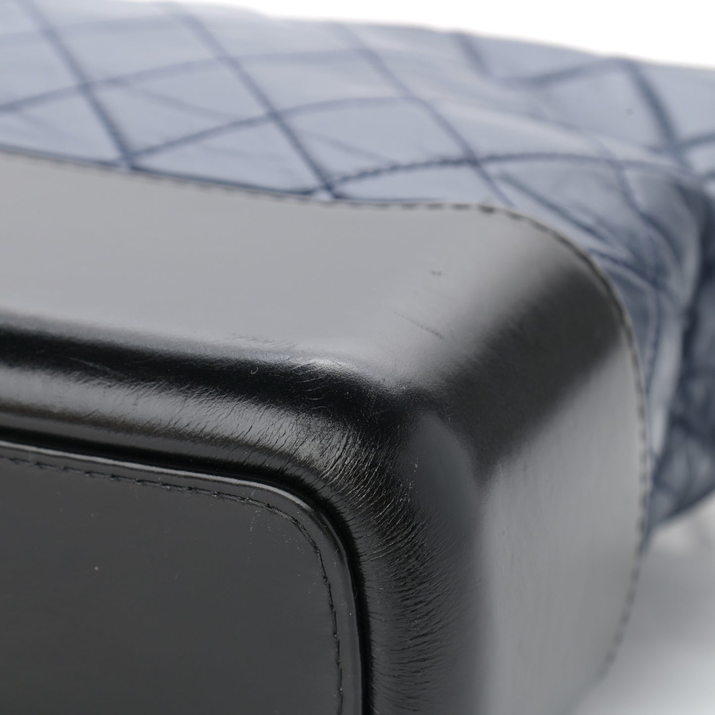 Aged Calfskin Quilted Medium Gabrielle Hobo Navy Black