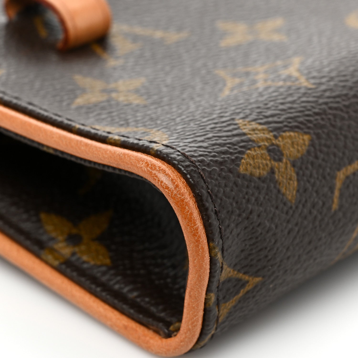 Louis Vuitton Monogram Pochette Florentine S 13 of 15
