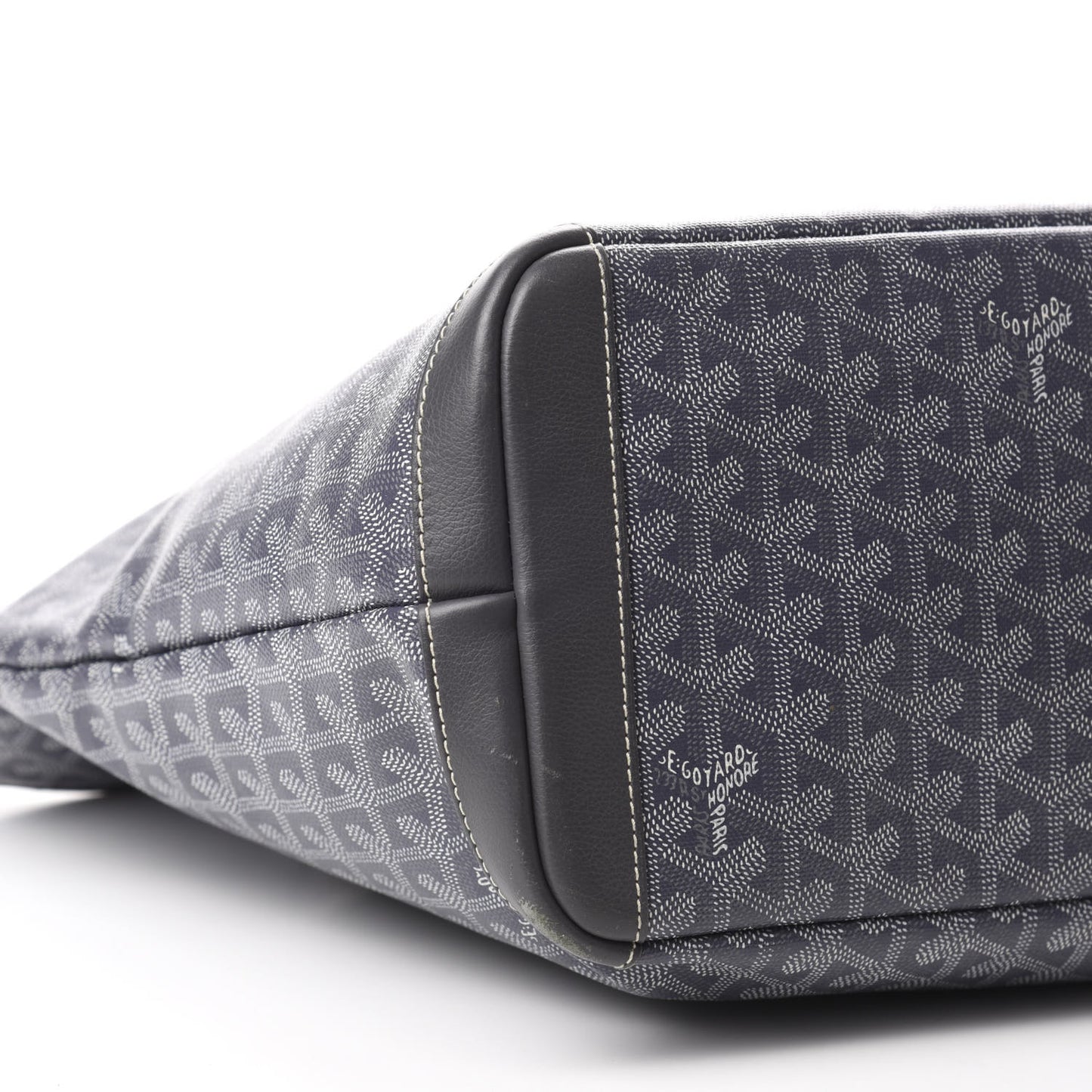 Goyardine Artois MM Grey