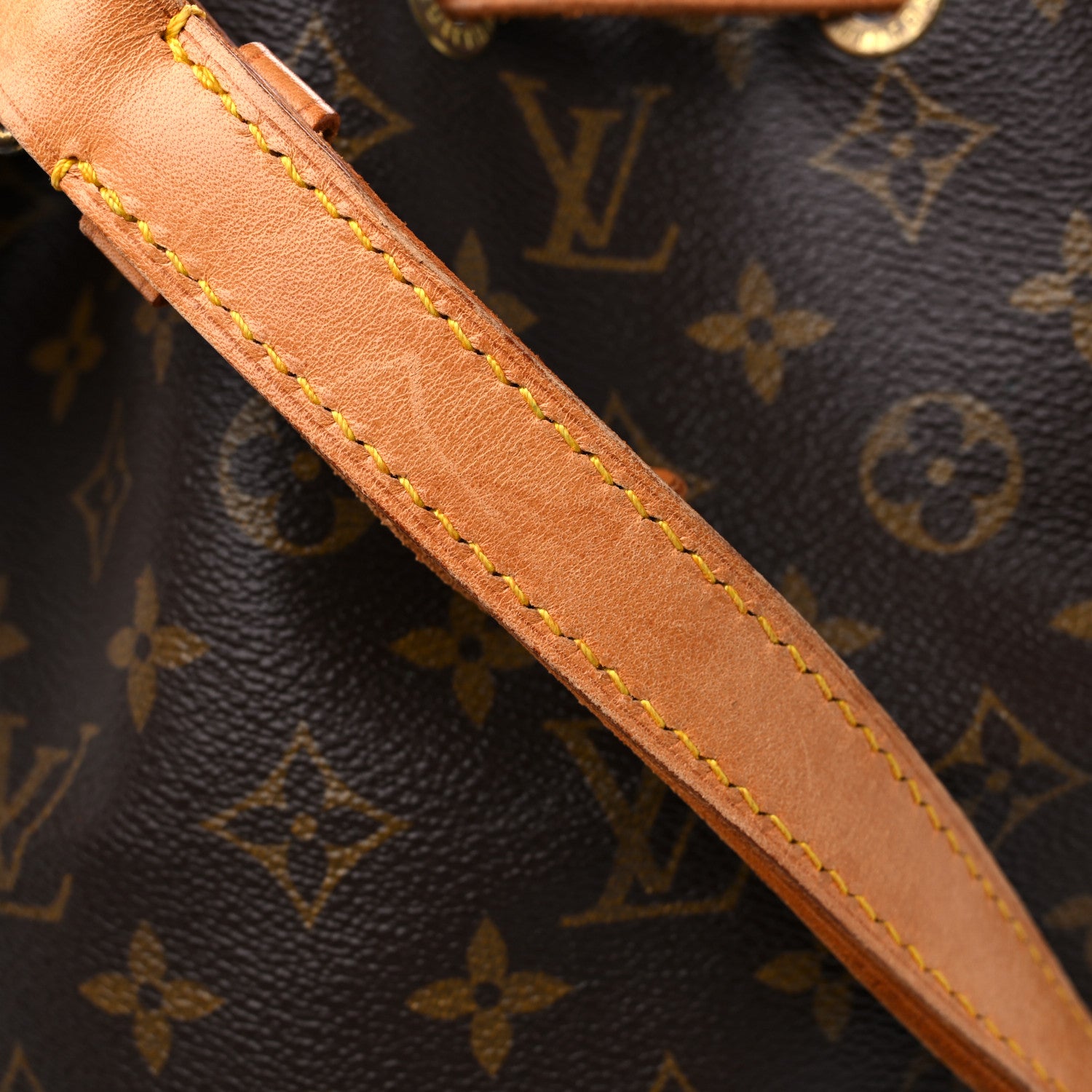Louis Vuitton Monogram Petit Noe 16 of 19