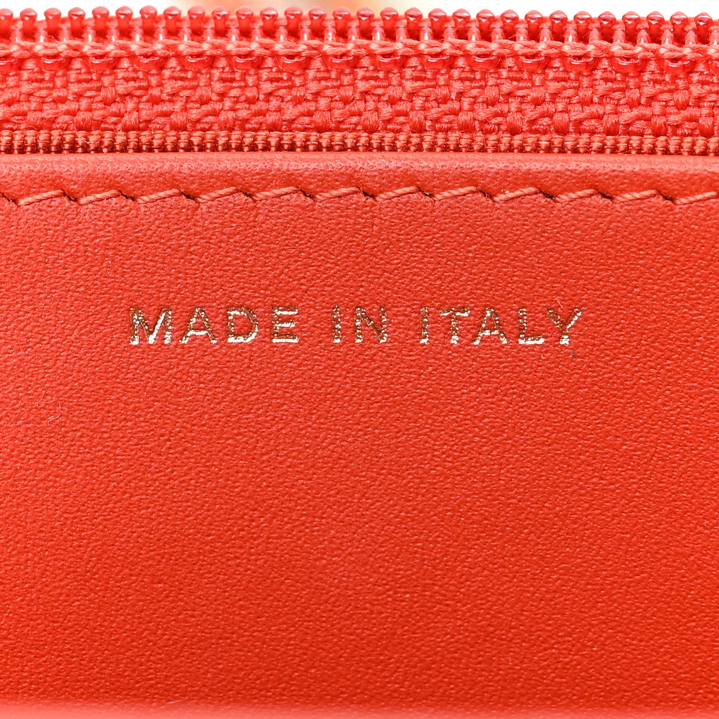 Caviar Quilted Wallet on Chain WOC Red