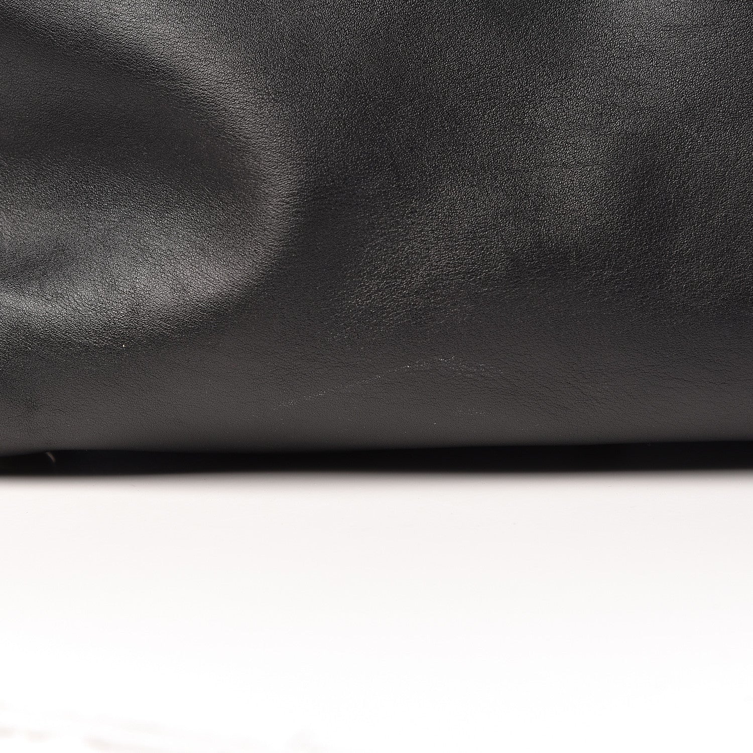 Saint Laurent Calfskin Medium Classic Y Cabas Black 14 of 19