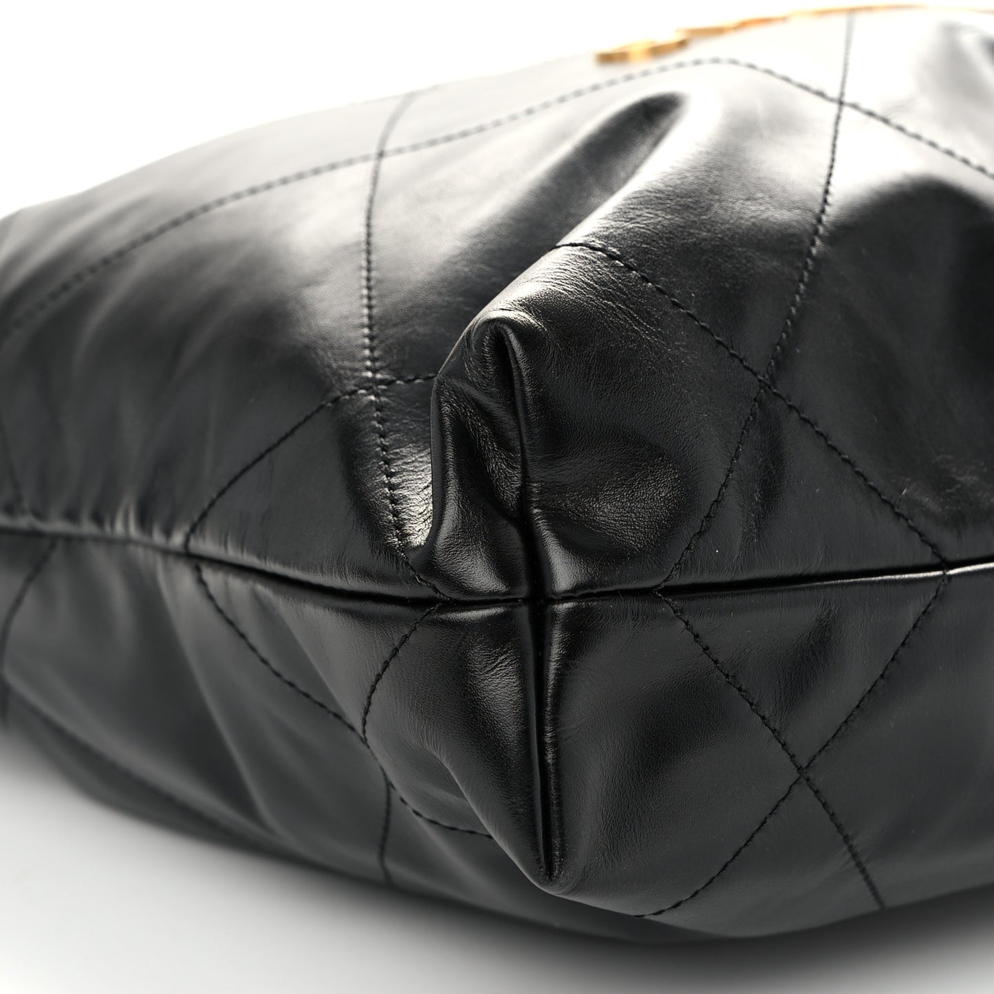 Shiny Calfskin Quilted Small Chanel 22 Black