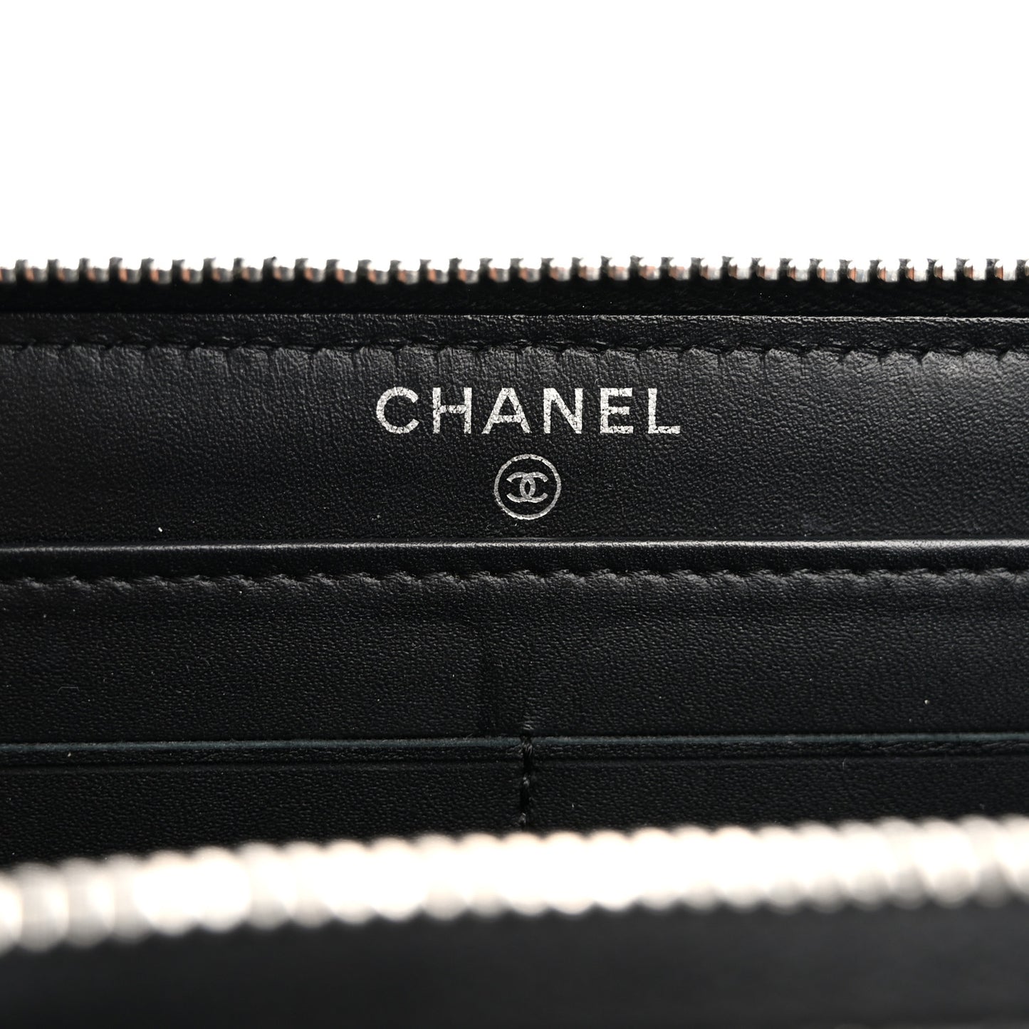 Glittered Calfskin Quilted Large Gusset Zip Wallet Black