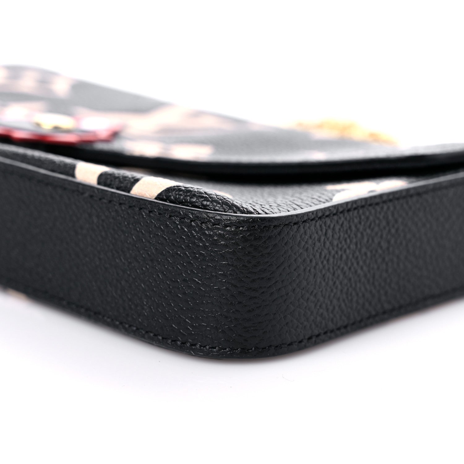 Louis Vuitton Empreinte Monogram Giant Crafty Pochette Felicie Black Crème 9 of 9
