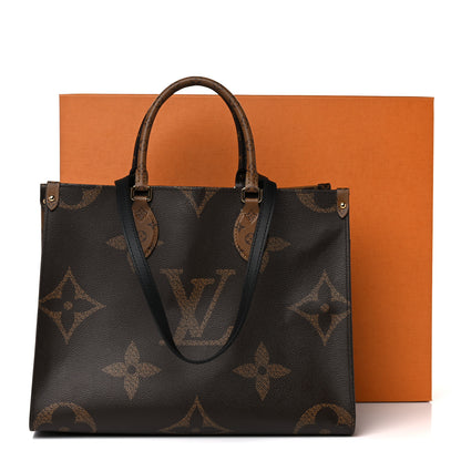 Louis Vuitton Reverse Monogram Giant Onthego MM 16 of 16