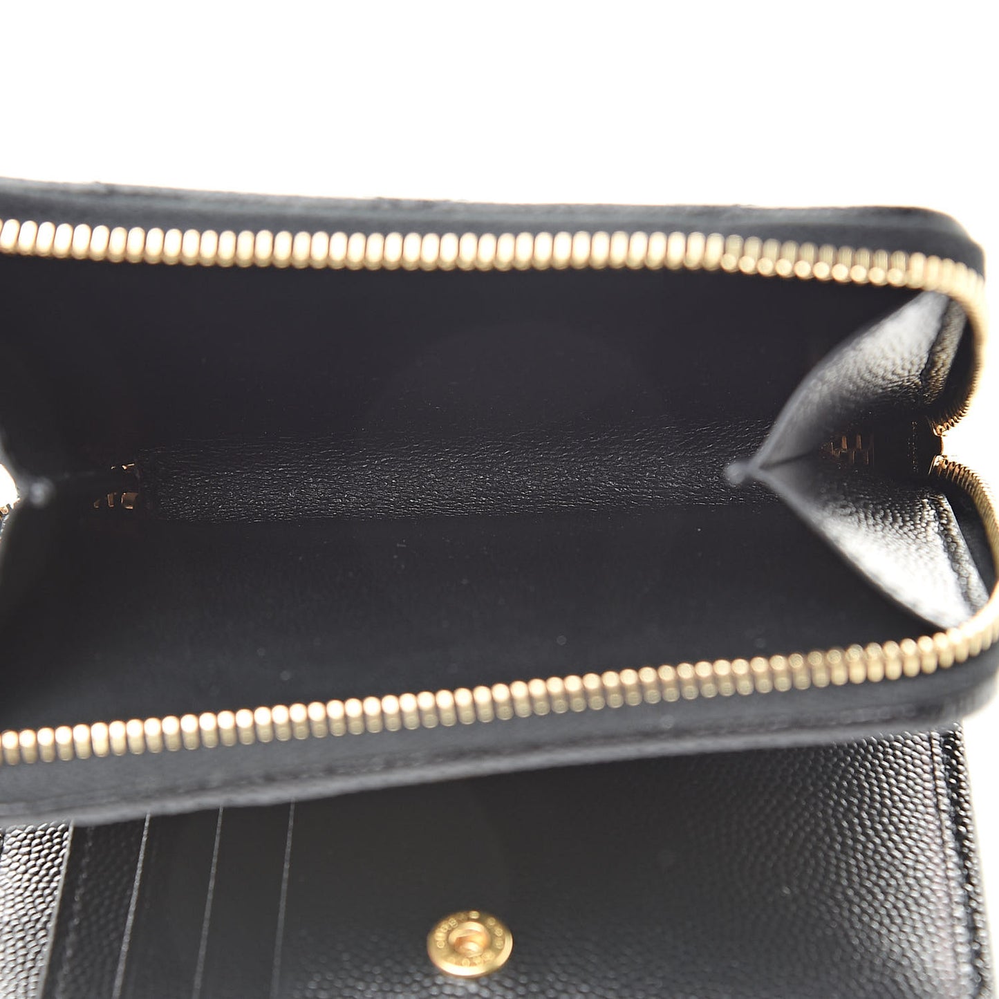Grain De Poudre Matelasse Chevron Monogram Compact Zip Around Wallet Black