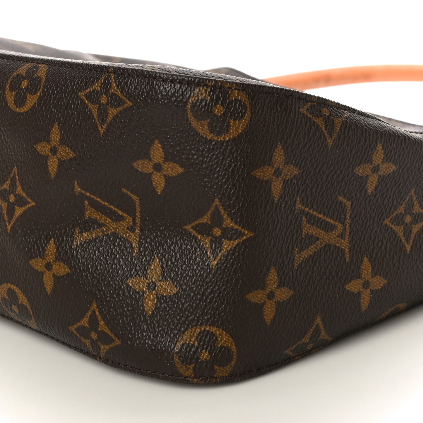 Monogram Looping MM