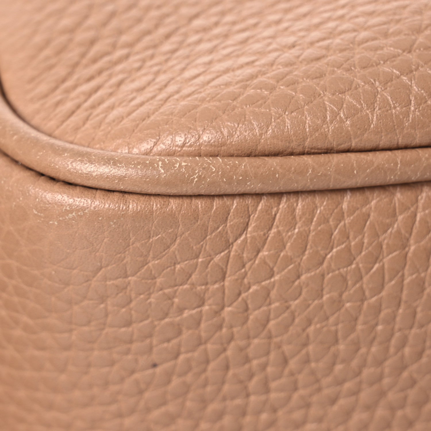 Gucci Pebbled Calfskin Small Soho Disco Bag Camelia 14 of 18