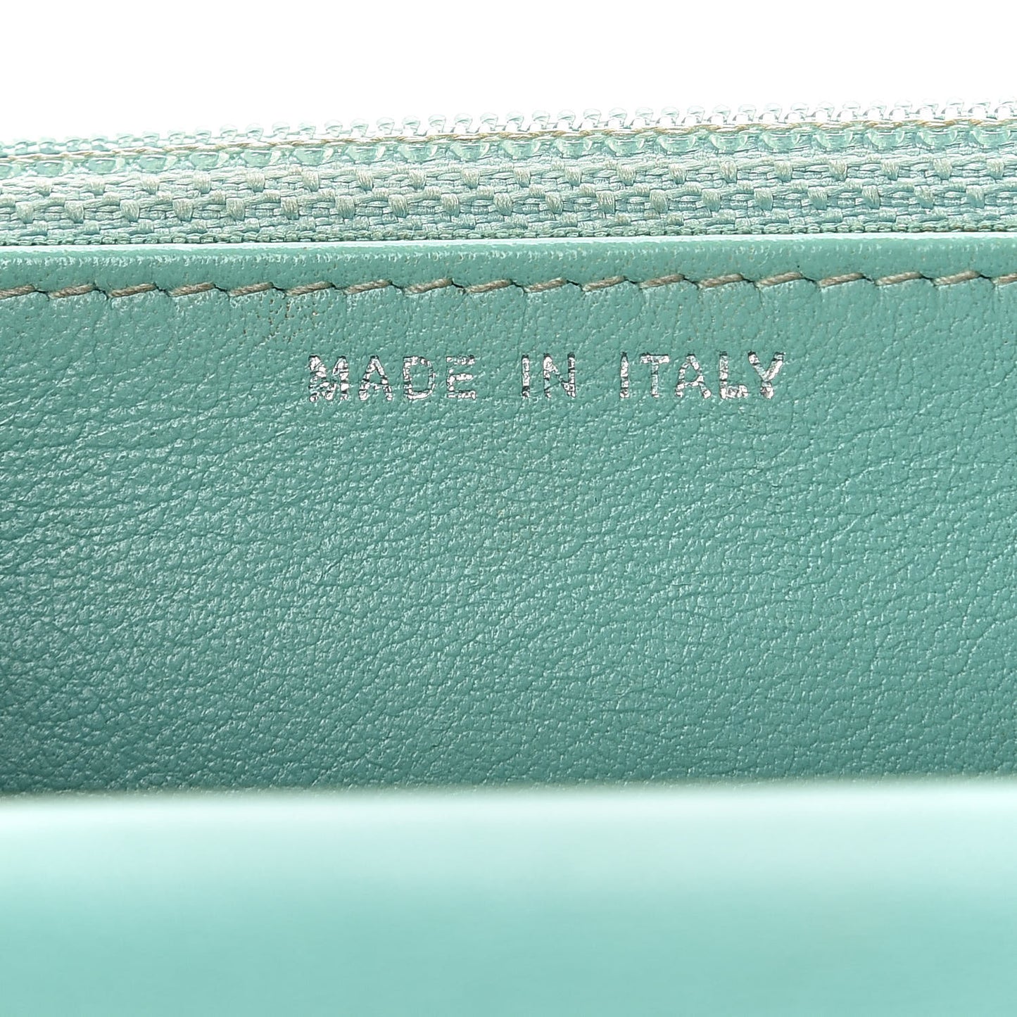 Patent Quilted Wallet On Chain WOC Green