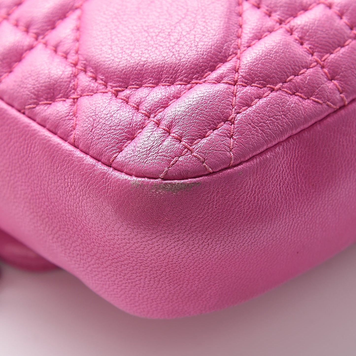 Lambskin Cannage New Lock Pouch Rose Sorbet