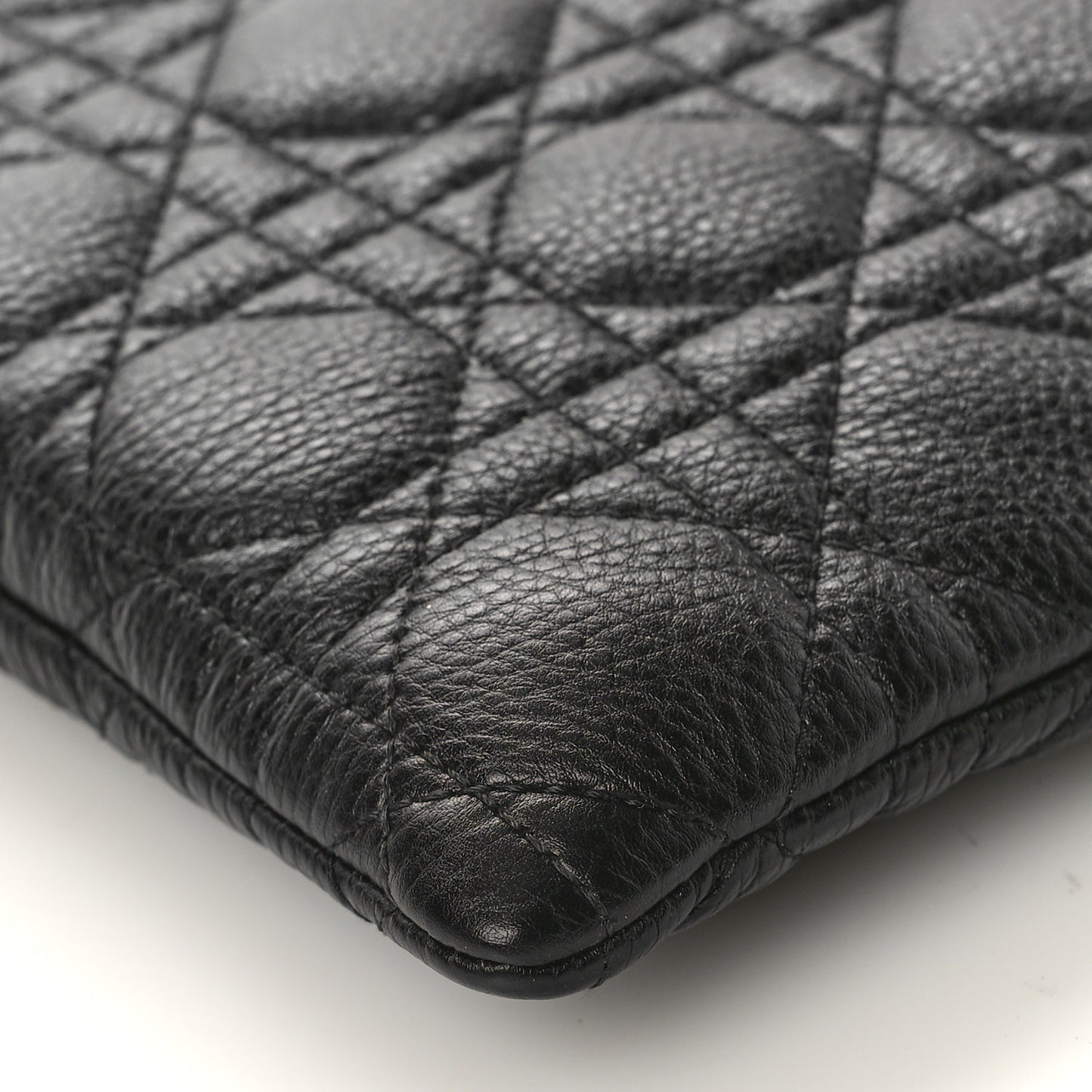 Supple Calfskin Cannage Large Caro Daily Pouch Black
